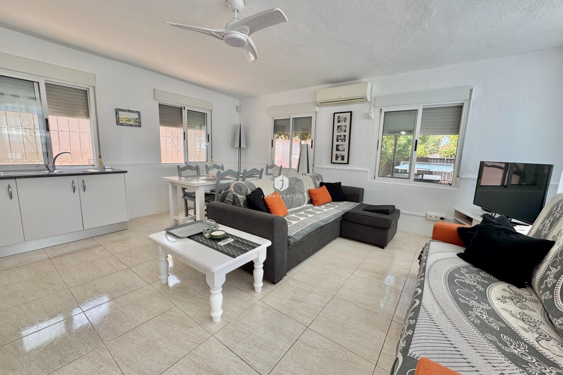 D'occasion - Villa -
Dolores - Comunidad Valenciana