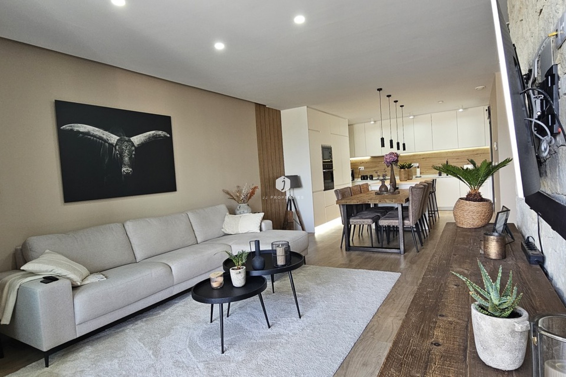 D'occasion - Villa -
Dolores - Sector 4