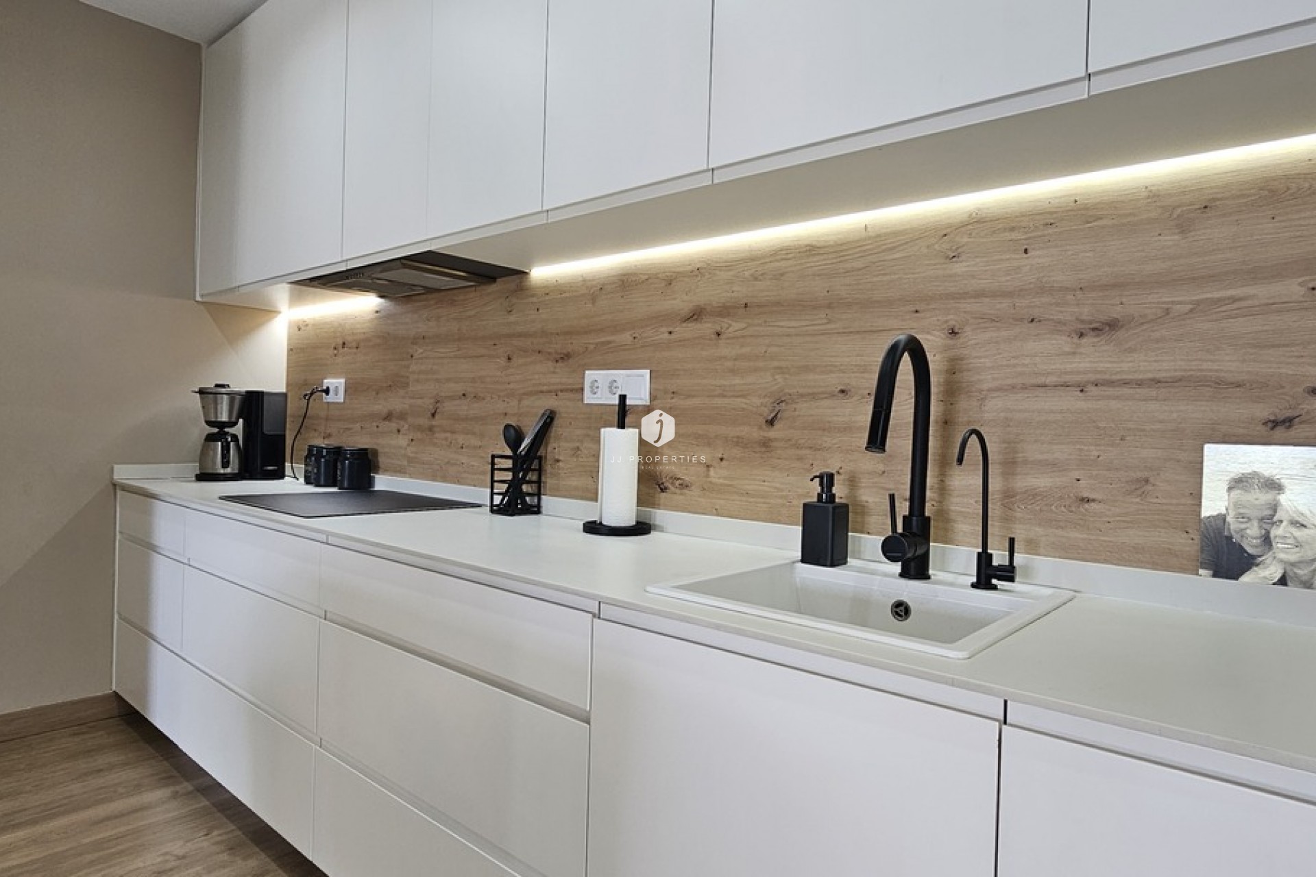 D'occasion - Villa -
Dolores - Sector 4