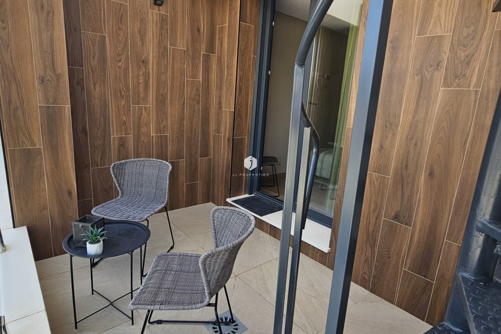 D'occasion - Villa -
Dolores - Sector 4