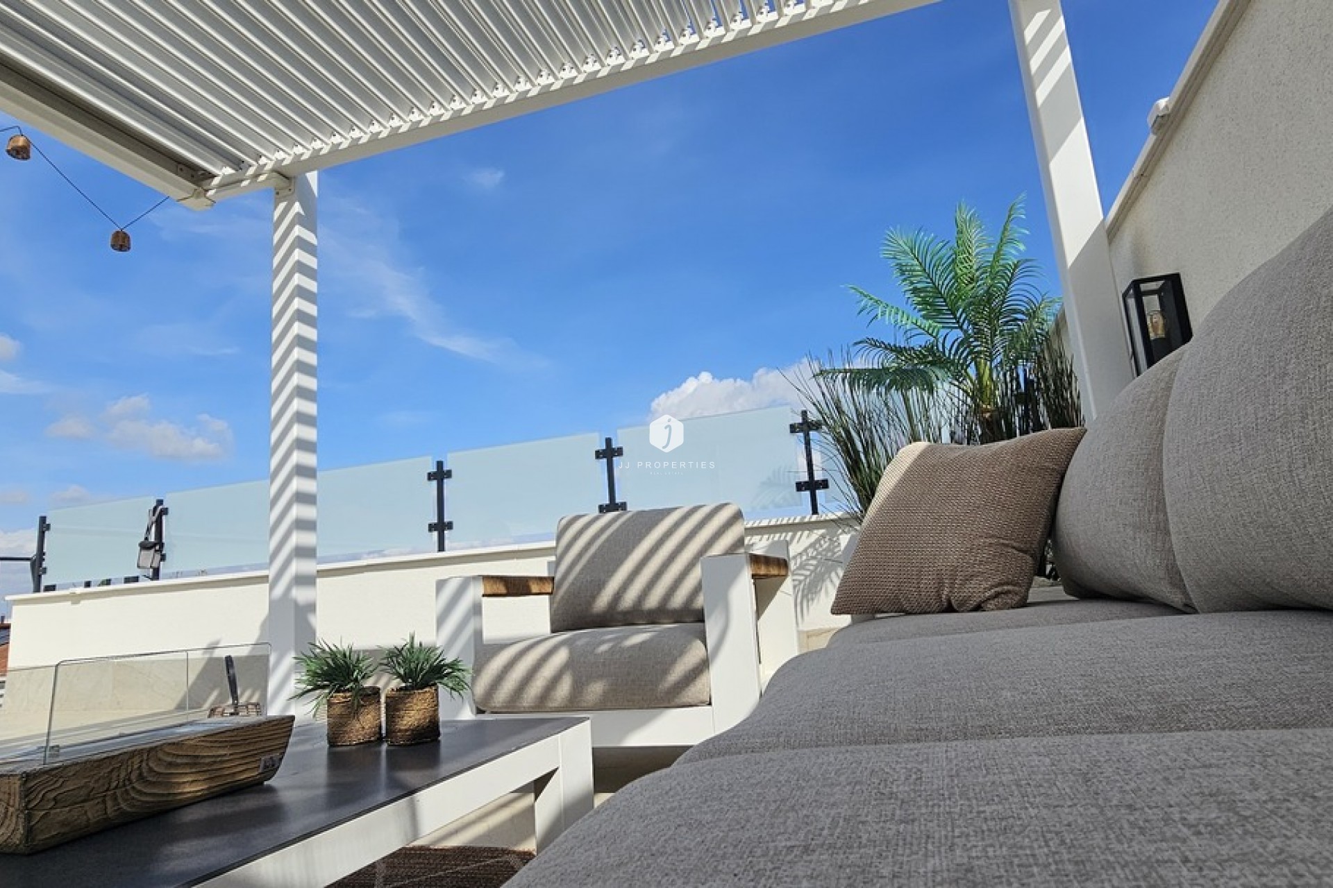 D'occasion - Villa -
Dolores - Sector 4