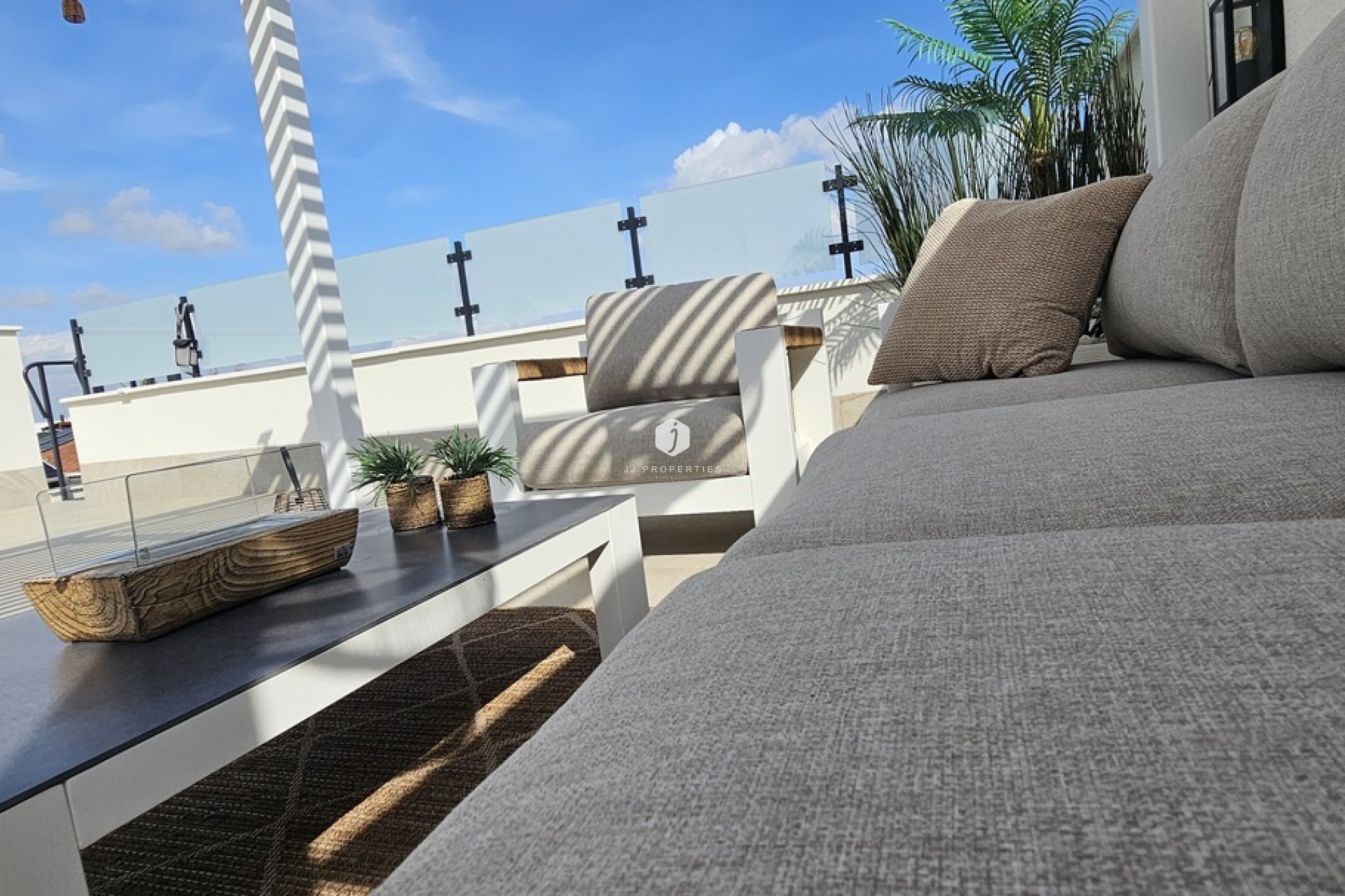 D'occasion - Villa -
Dolores - Sector 4