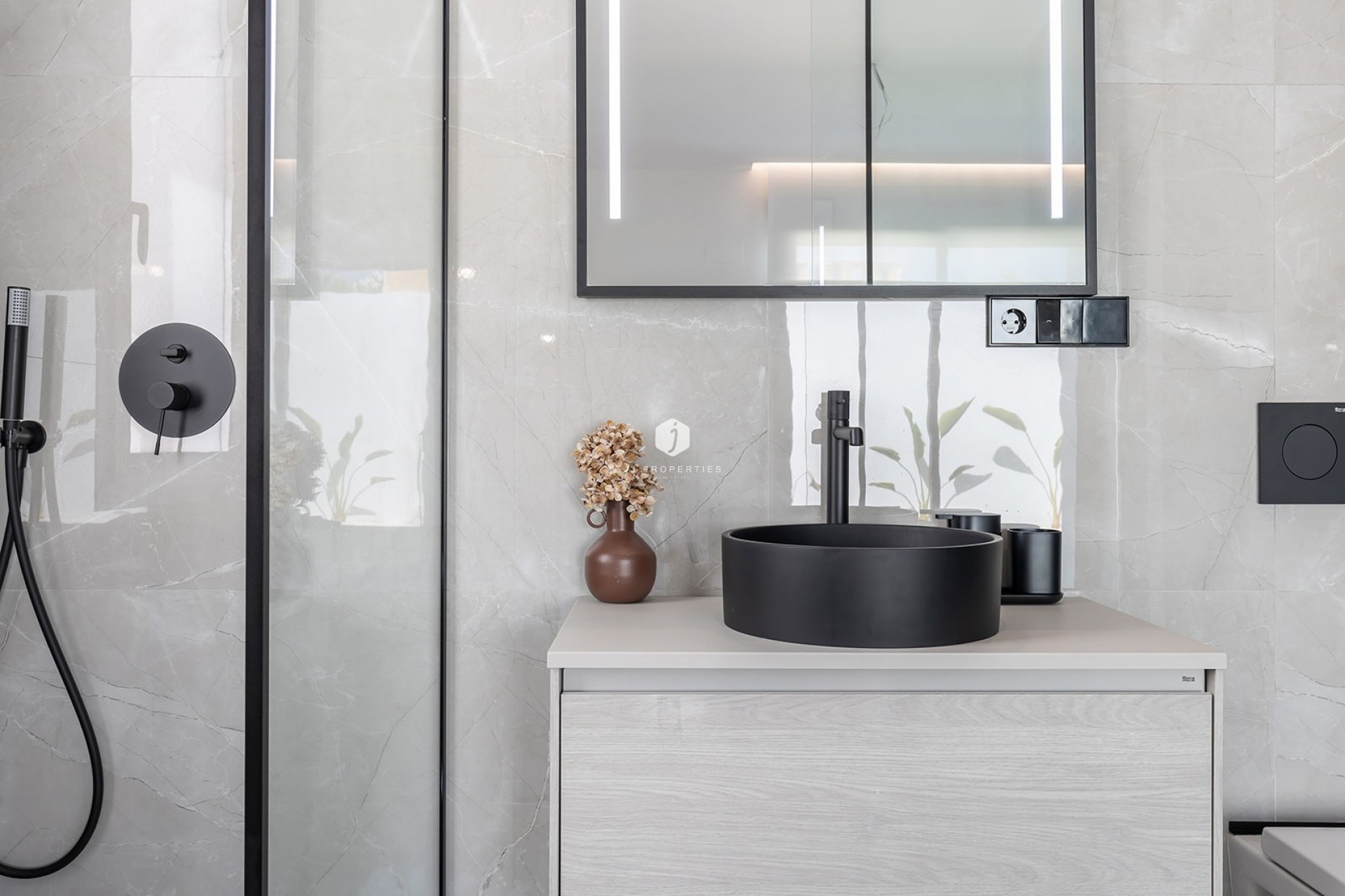 D'occasion - Villa -
El Chaparral - Inland