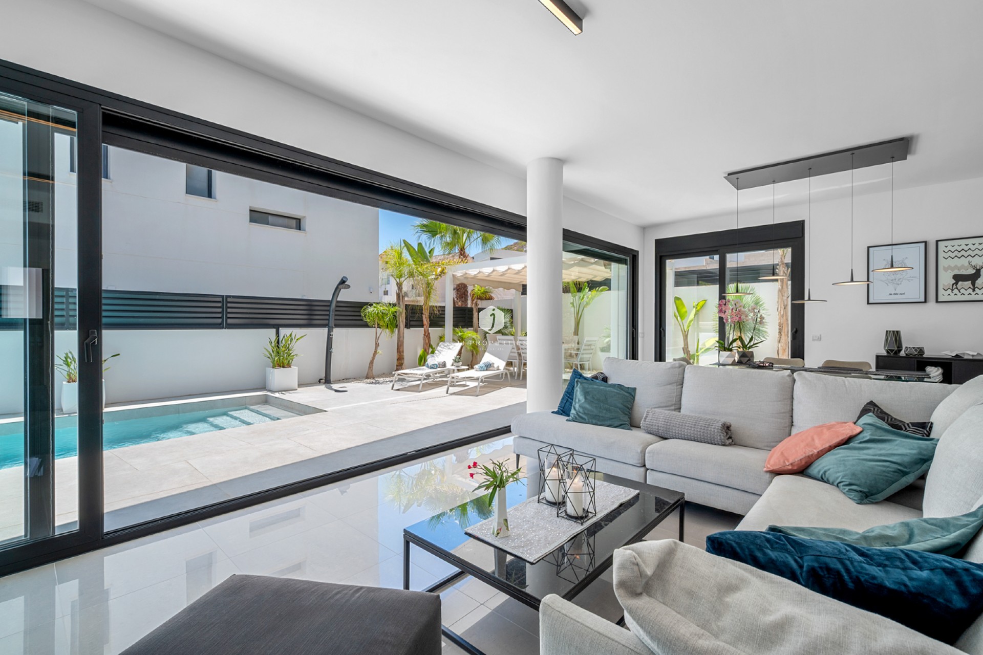 D'occasion - Villa -
Guardamar del Segura - Costa Blanca