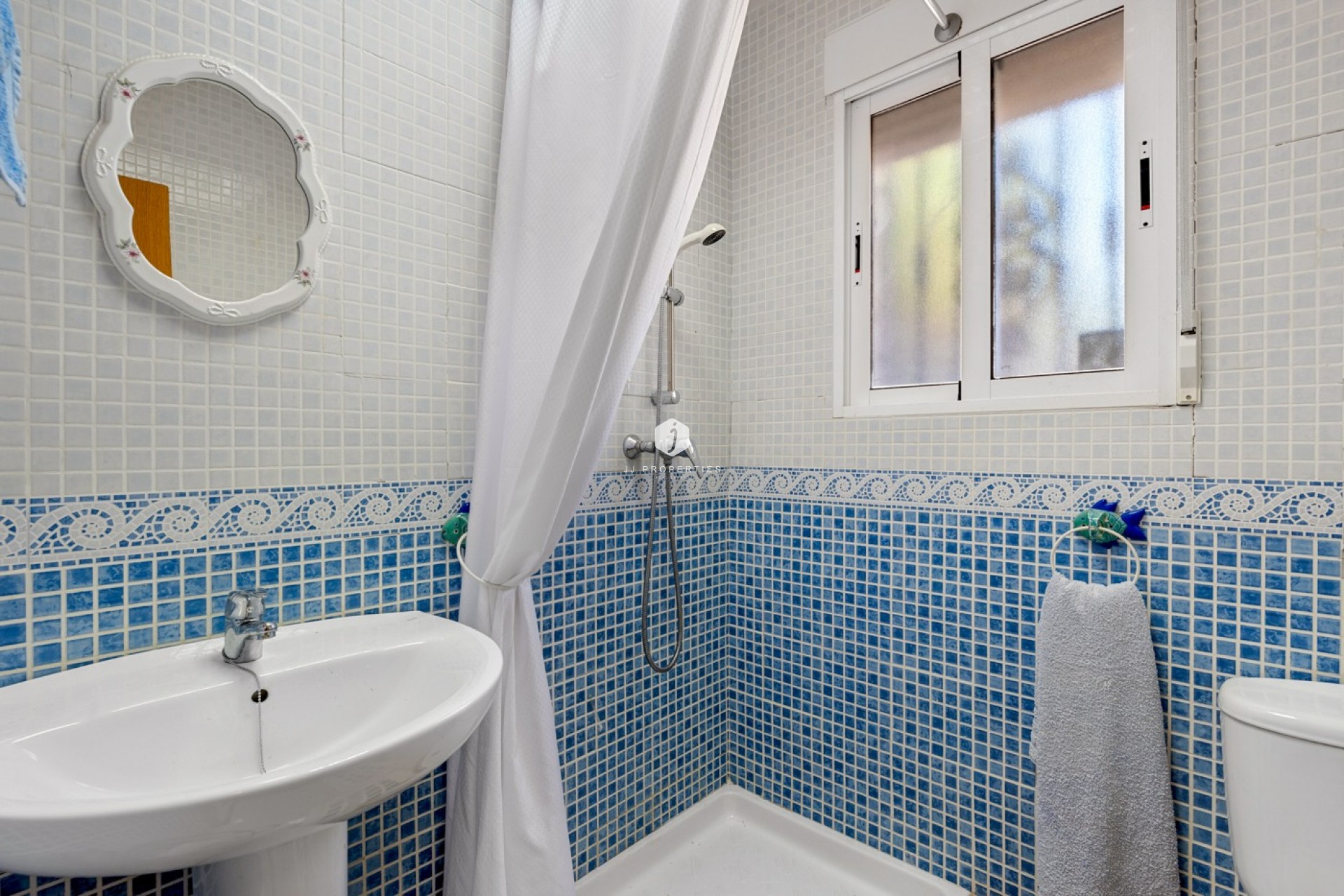 D'occasion - Villa -
Jacarilla - Inland