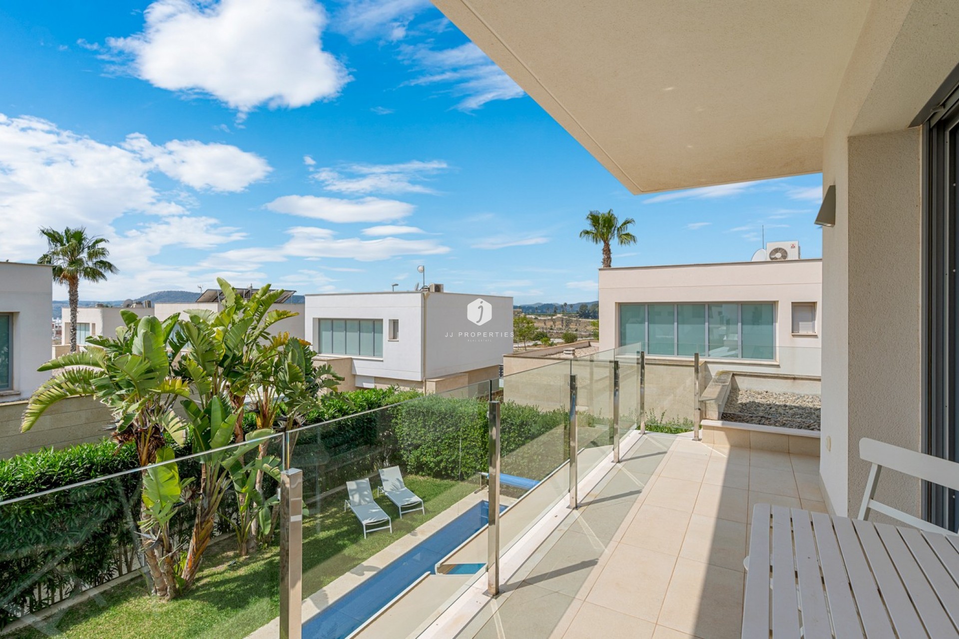 D'occasion - Villa -
Jacarilla - Inland