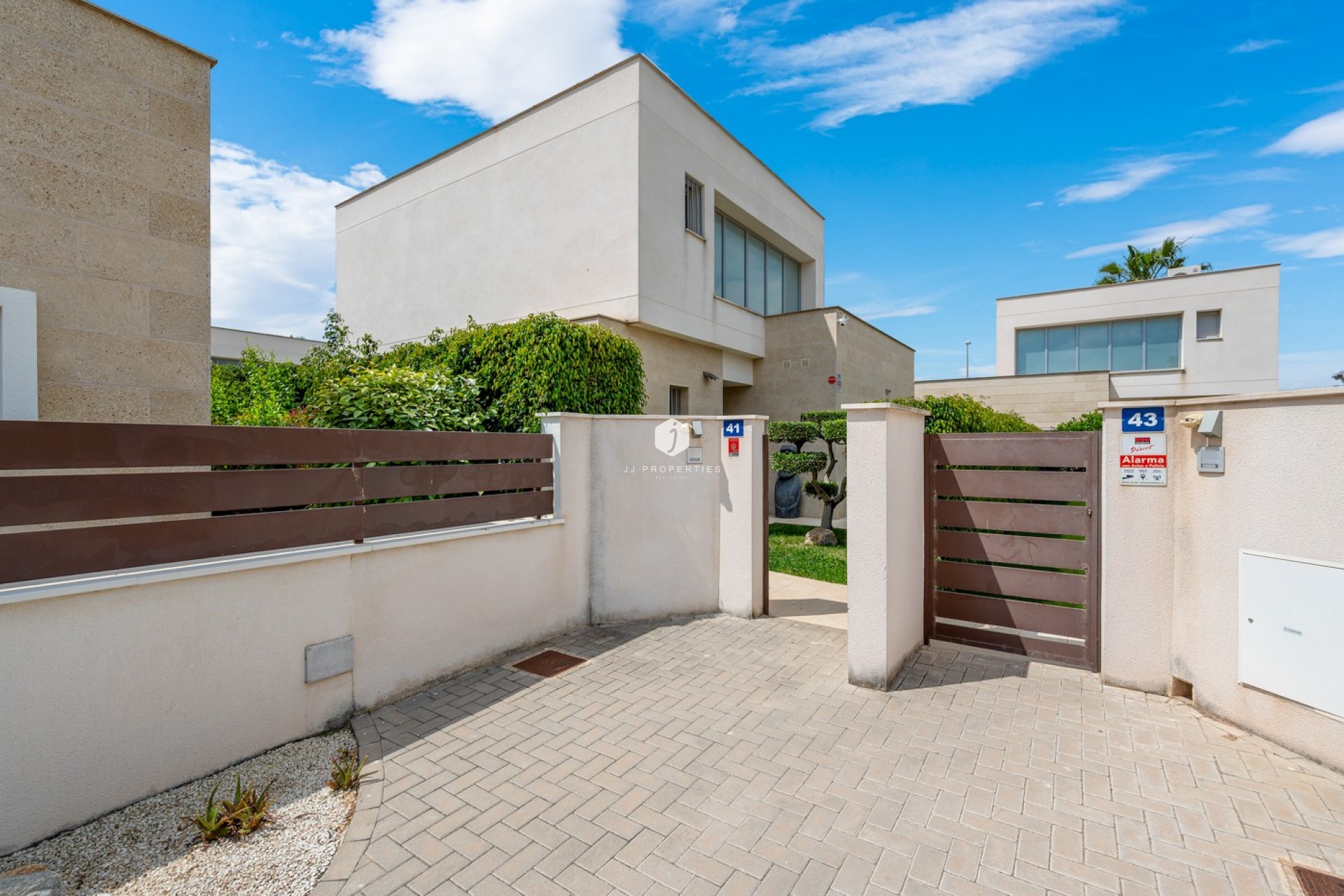 D'occasion - Villa -
Jacarilla - Inland