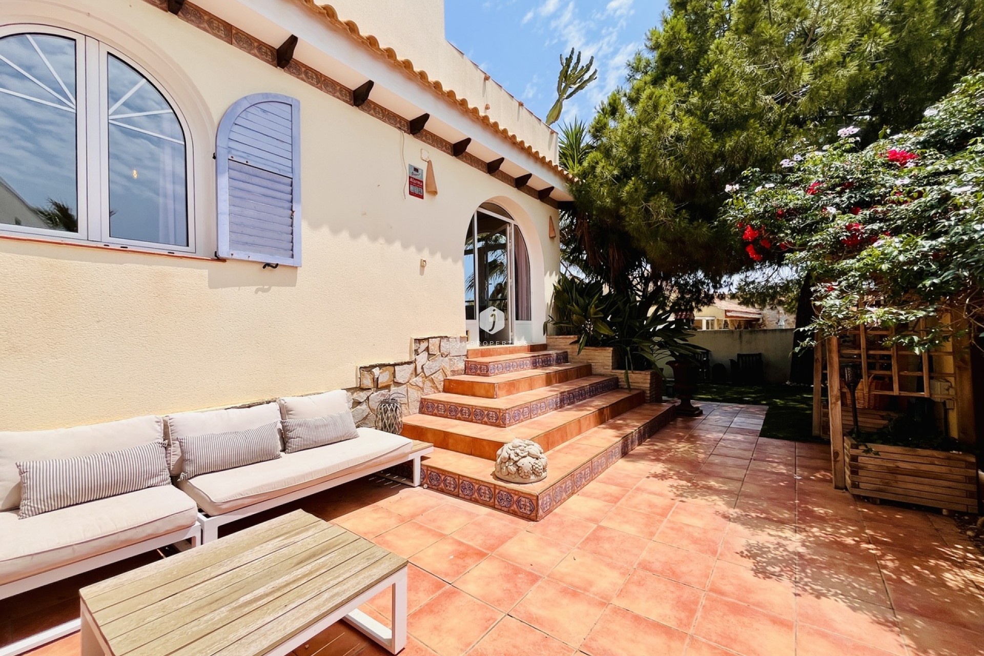 D'occasion - Villa -
La Zenia - Costa Blanca