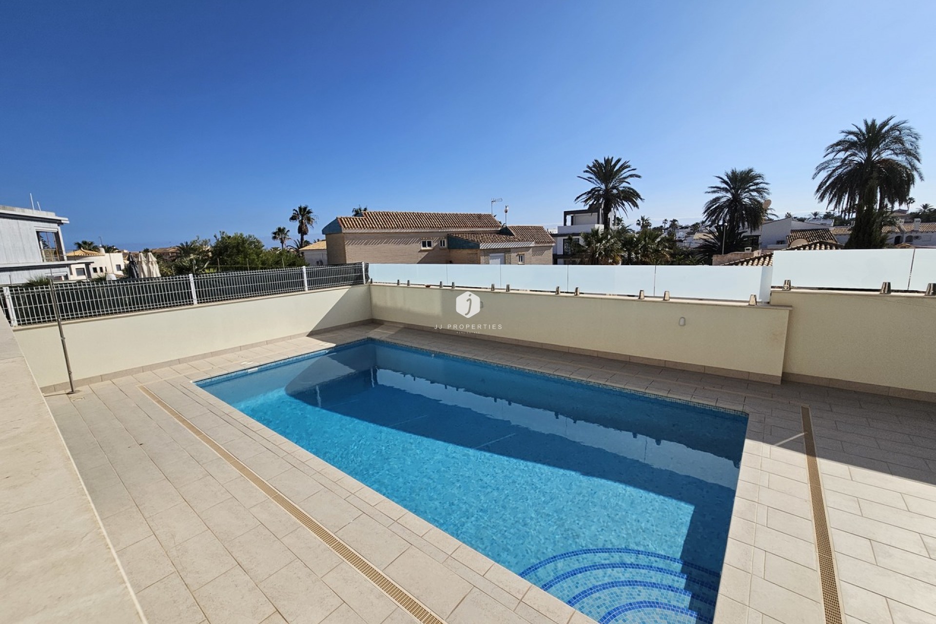 D'occasion - Villa -
La Zenia - Costa Blanca