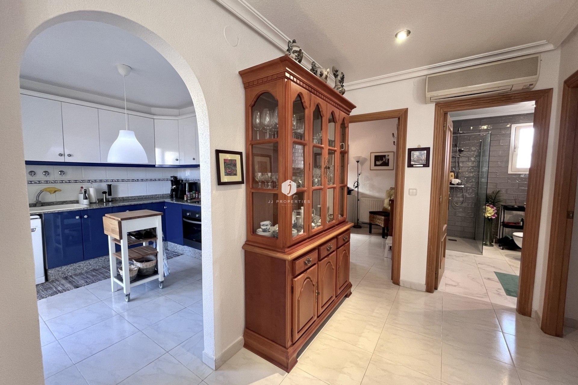 D'occasion - Villa -
La Zenia - Costa Blanca