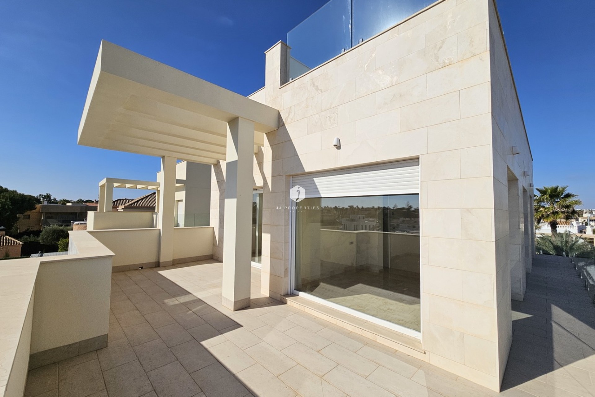 D'occasion - Villa -
La Zenia - Costa Blanca