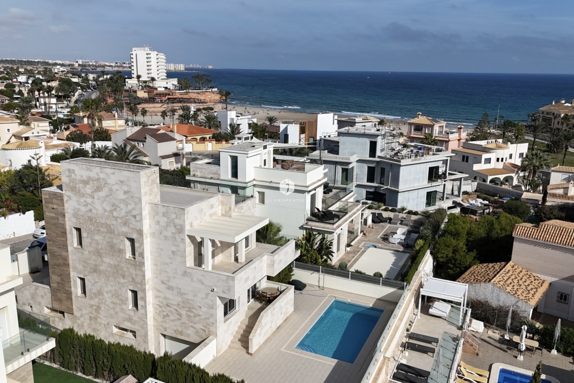 D'occasion - Villa -
La Zenia - Costa Blanca