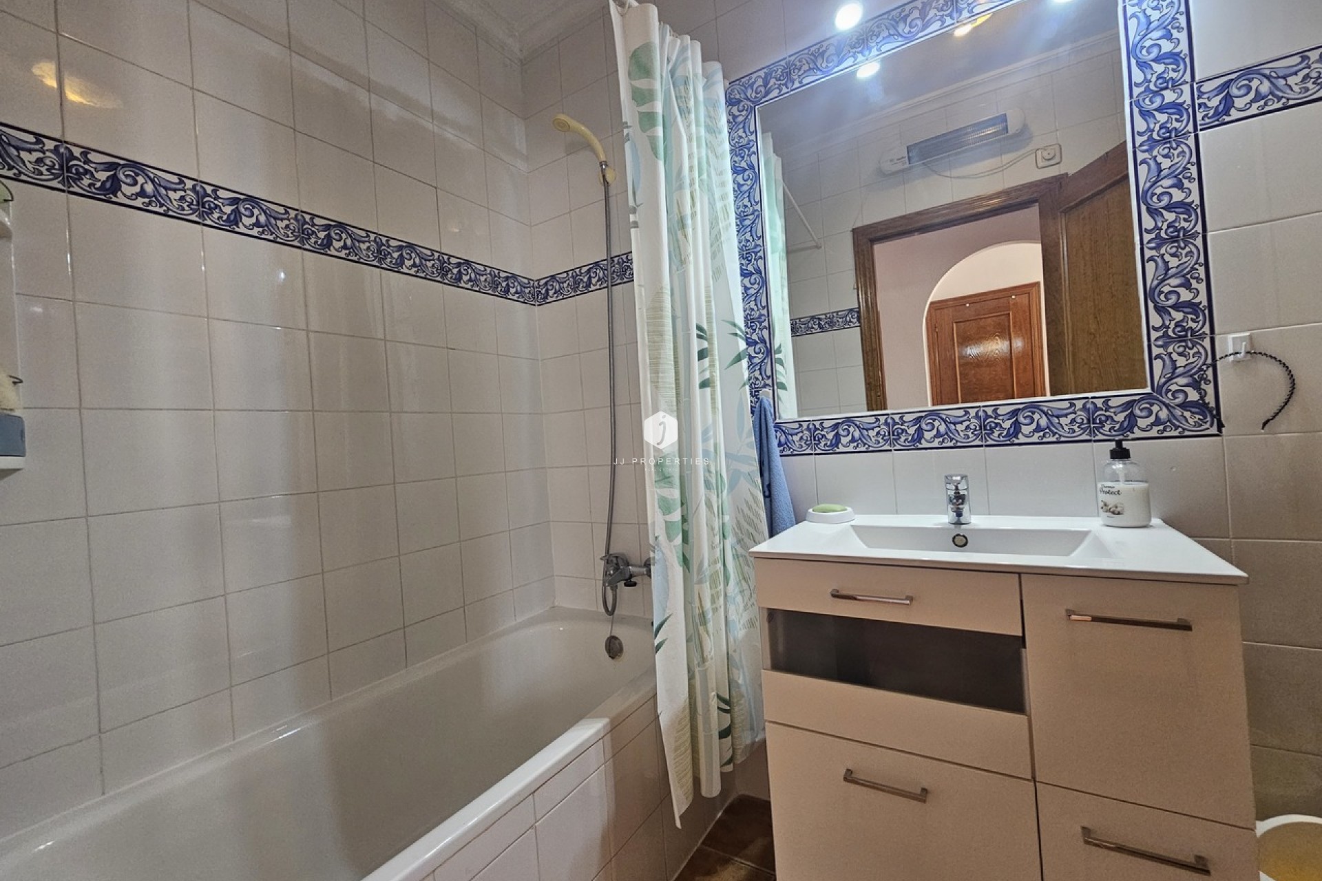 D'occasion - Villa -
La Zenia - Costa Blanca