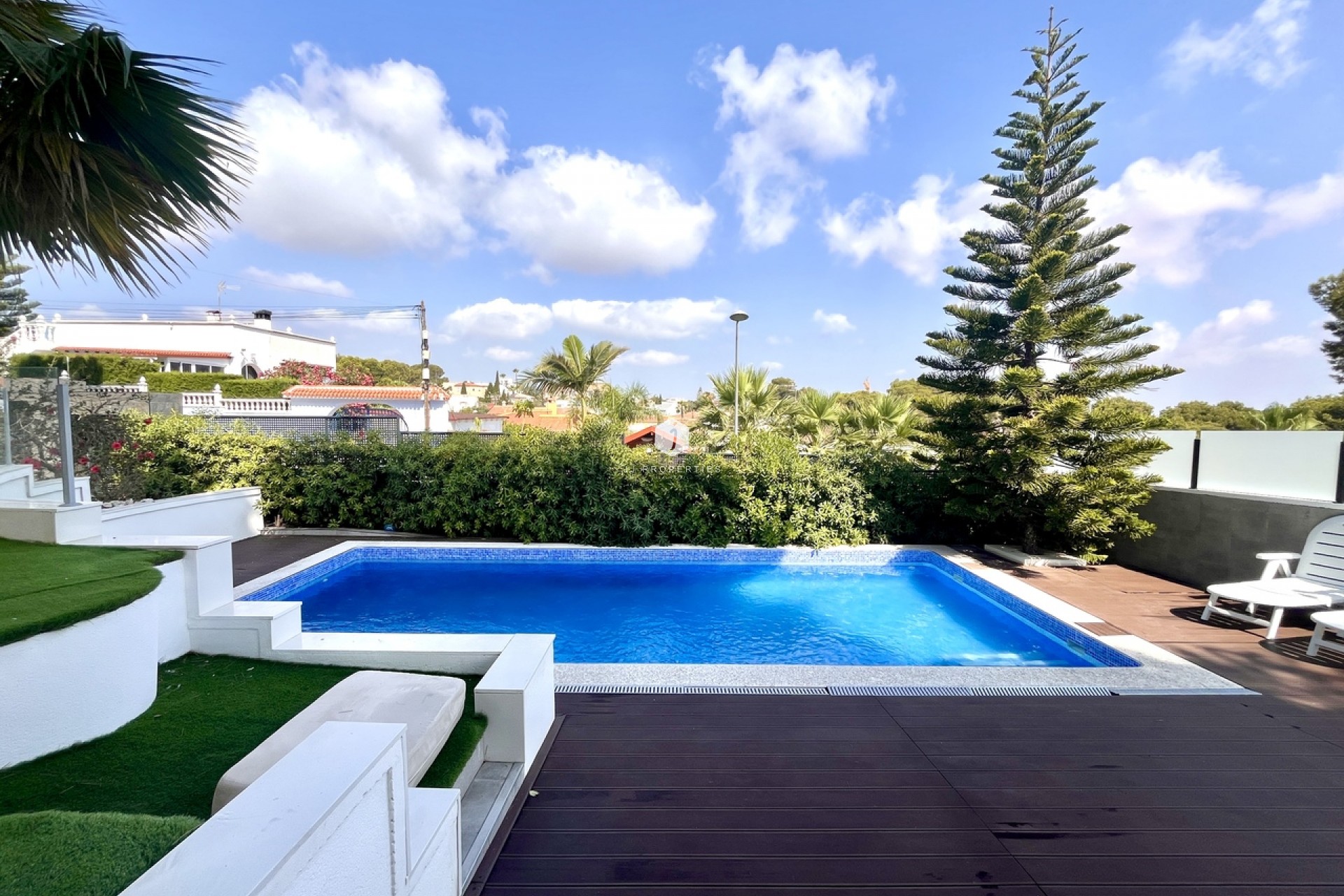 D'occasion - Villa -
Los Balcones - Costa Blanca