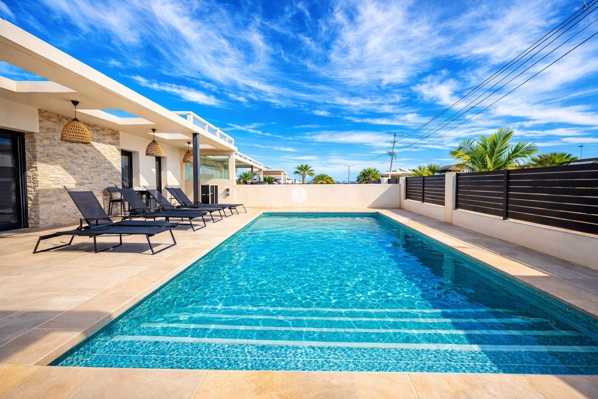 D'occasion - Villa -
Los Balcones - Costa Blanca