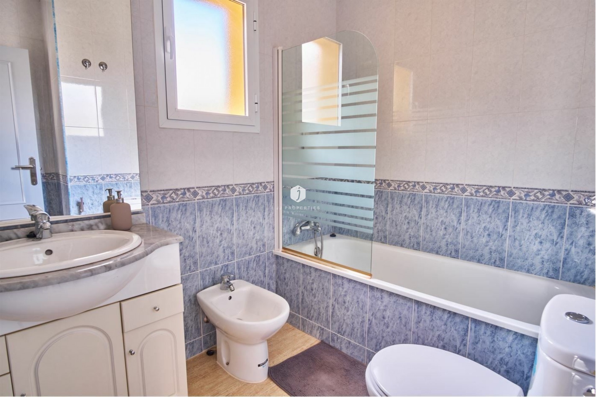 D'occasion - Villa -
Los Montesinos - Costa Blanca