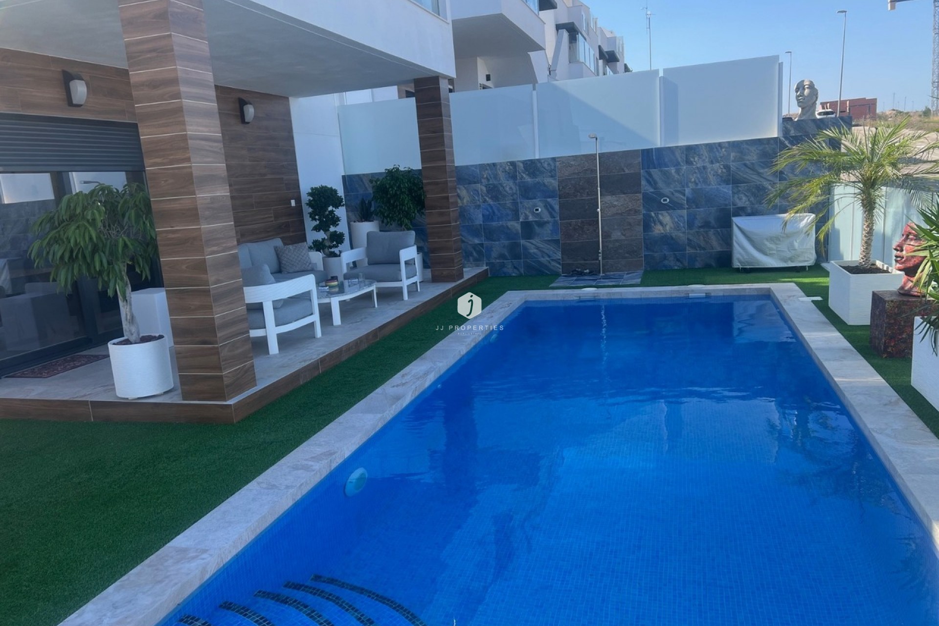 D'occasion - Villa -
Los Montesinos - Costa Blanca