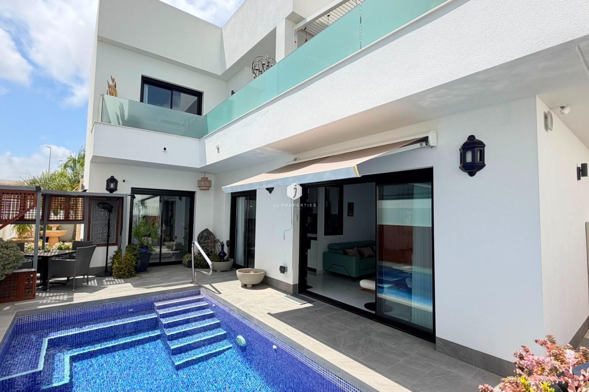 D'occasion - Villa -
Los Montesinos - Costa Blanca