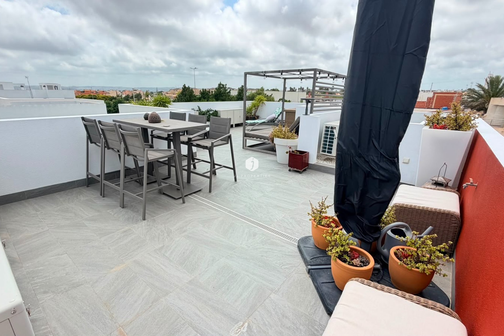 D'occasion - Villa -
Los Montesinos - Costa Blanca