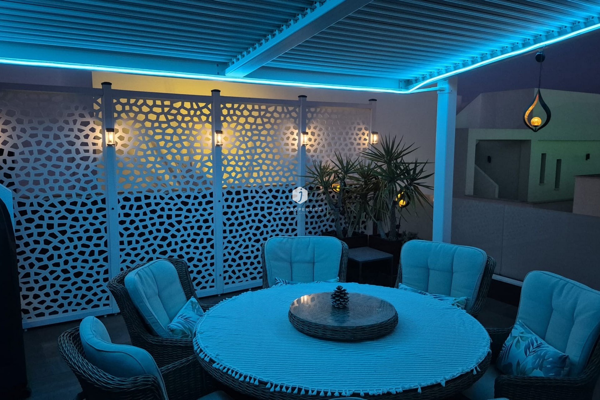 D'occasion - Villa -
Los Montesinos - Costa Blanca