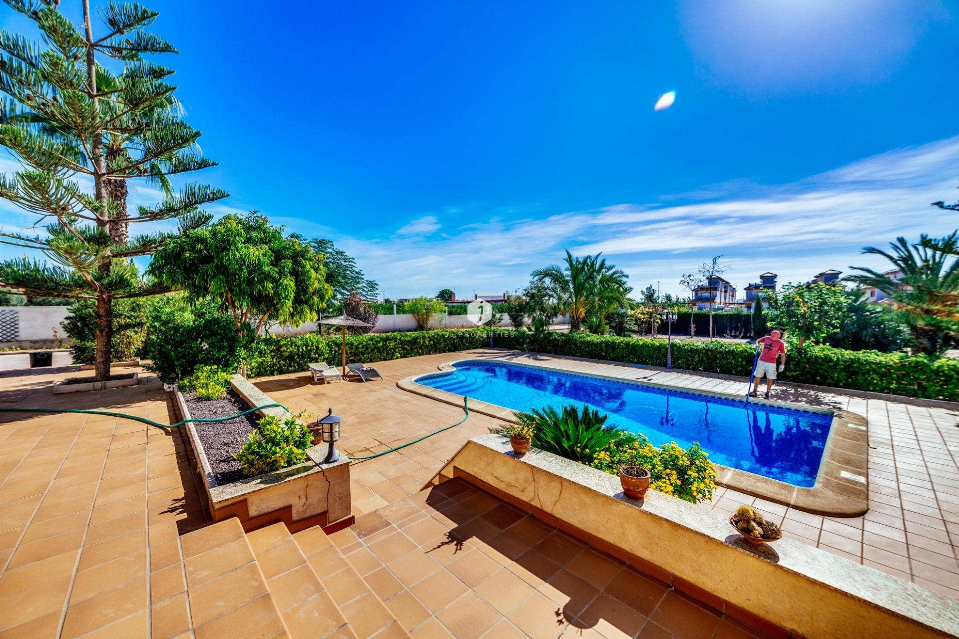 D'occasion - Villa -
Los Montesinos - Montesinos  Los