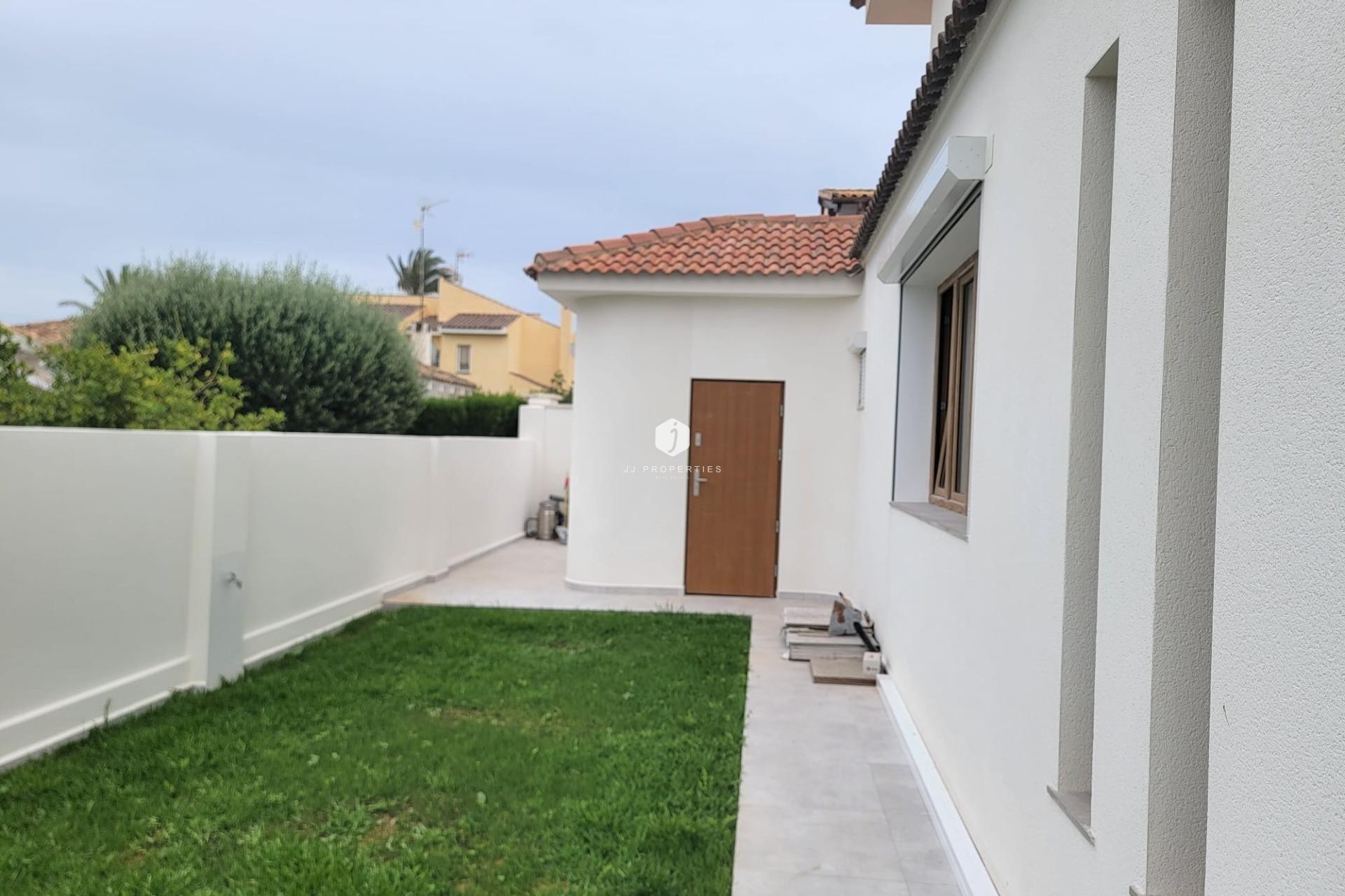 D'occasion - Villa -
Orihuela Costa - Cabo Roig