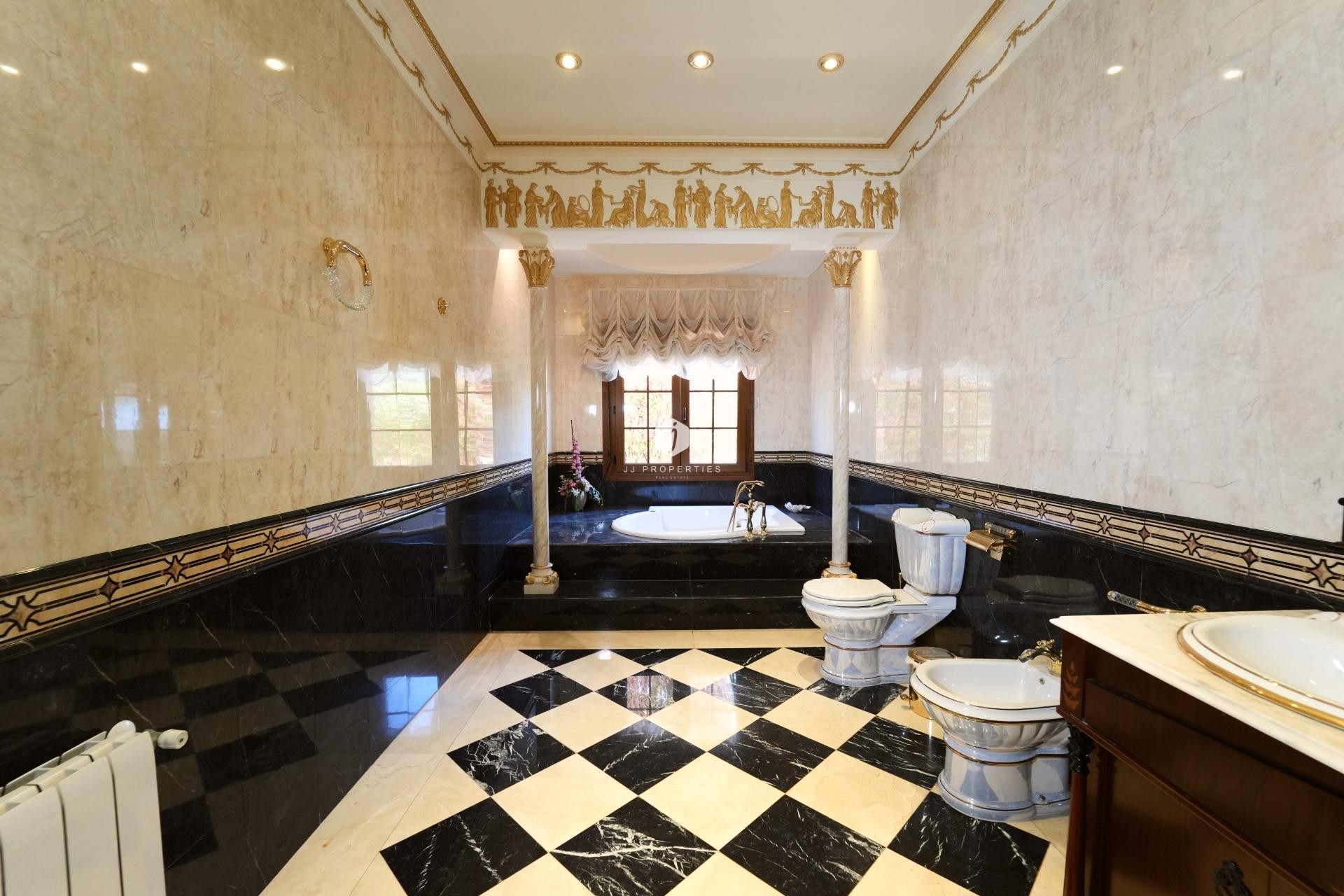 D'occasion - Villa -
Orihuela Costa - Campoamor