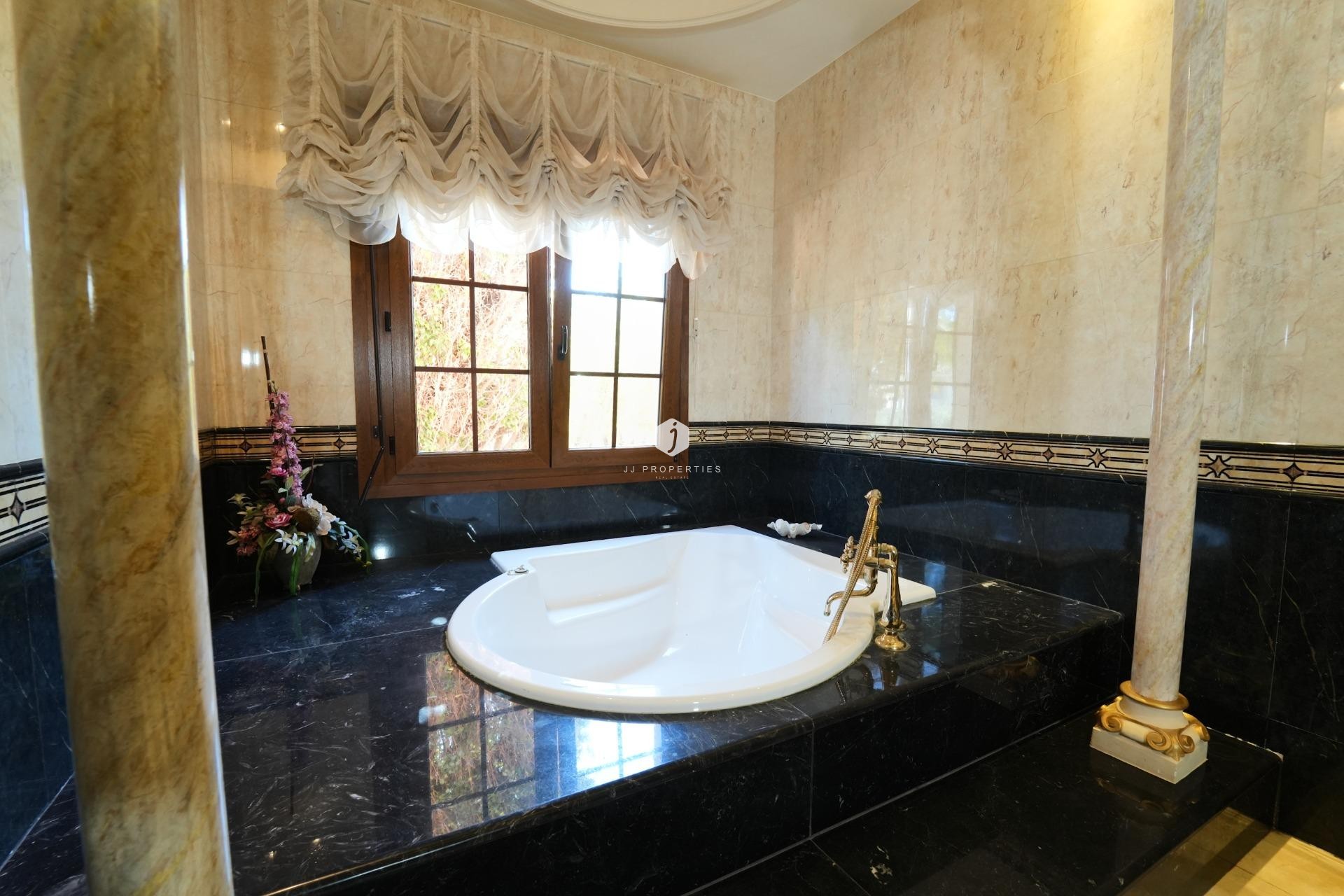 D'occasion - Villa -
Orihuela Costa - Campoamor