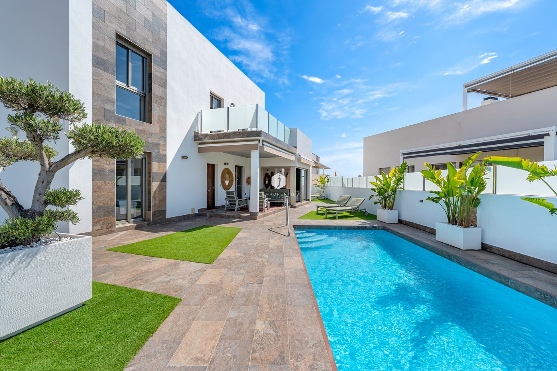 D'occasion - Villa -
Orihuela Costa - Costa Blanca