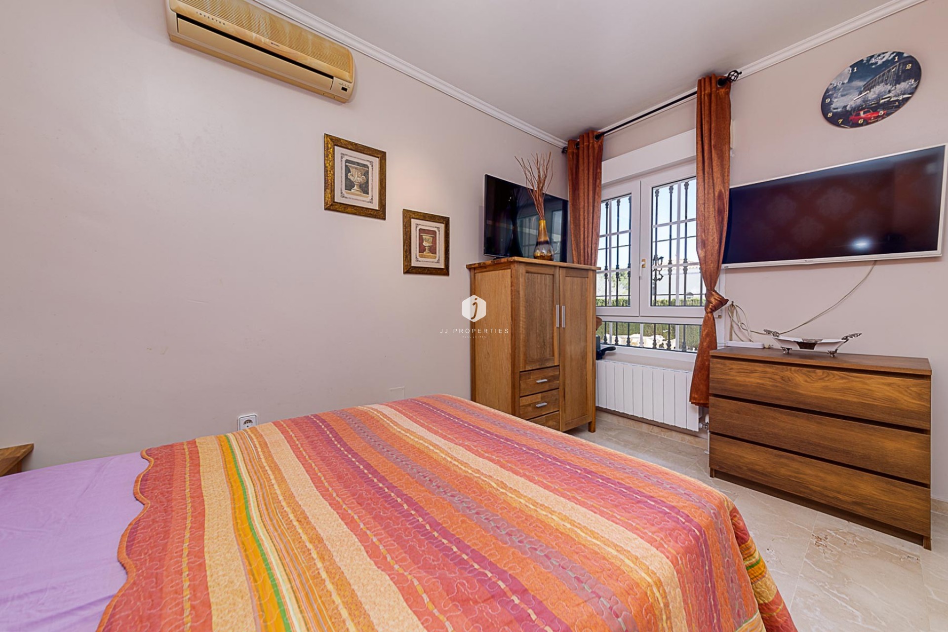 D'occasion - Villa -
Orihuela Costa - Costa Blanca