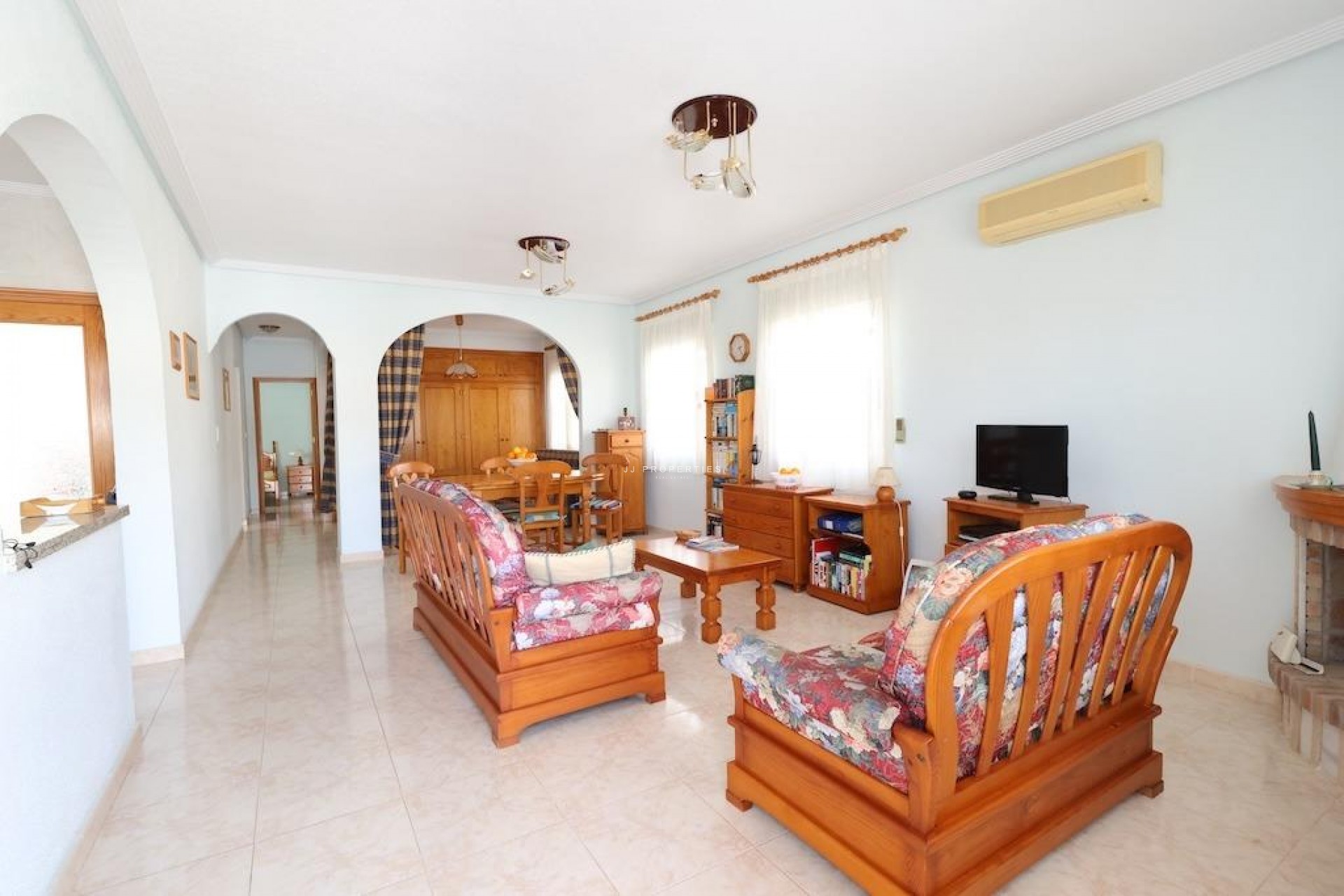 D'occasion - Villa -
Orihuela Costa - Costa Blanca