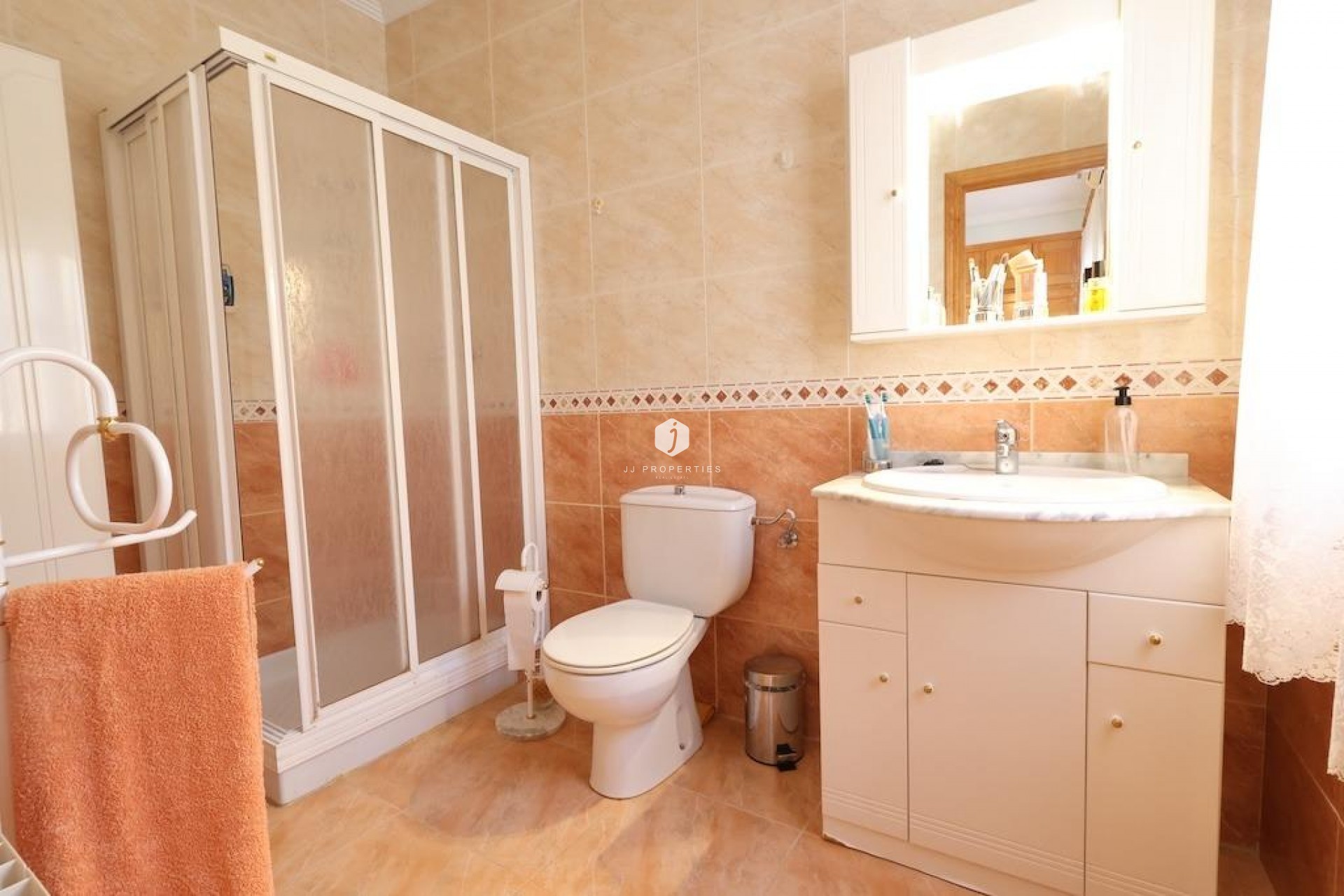 D'occasion - Villa -
Orihuela Costa - Costa Blanca