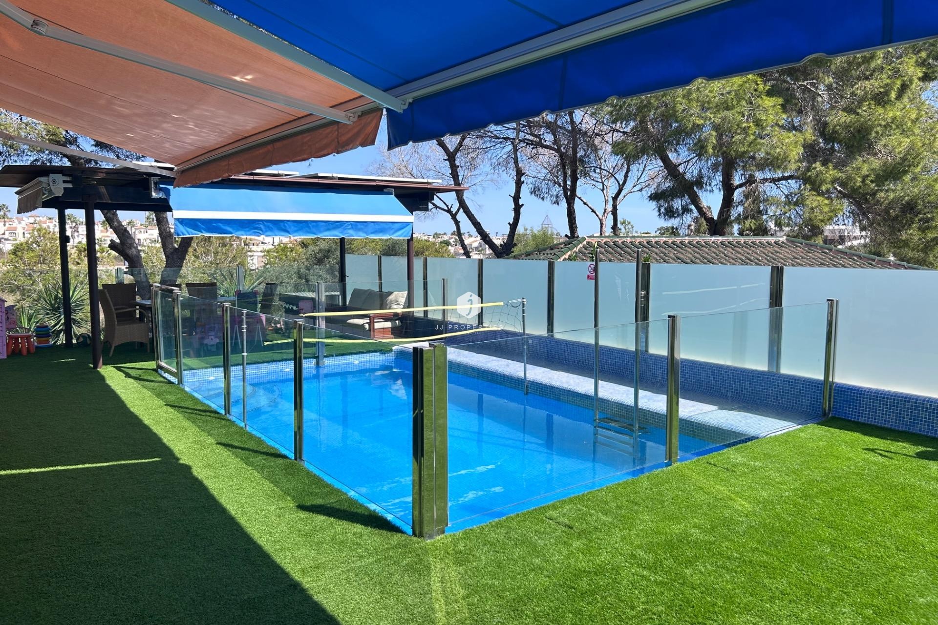 D'occasion - Villa -
Orihuela Costa - Costa Blanca