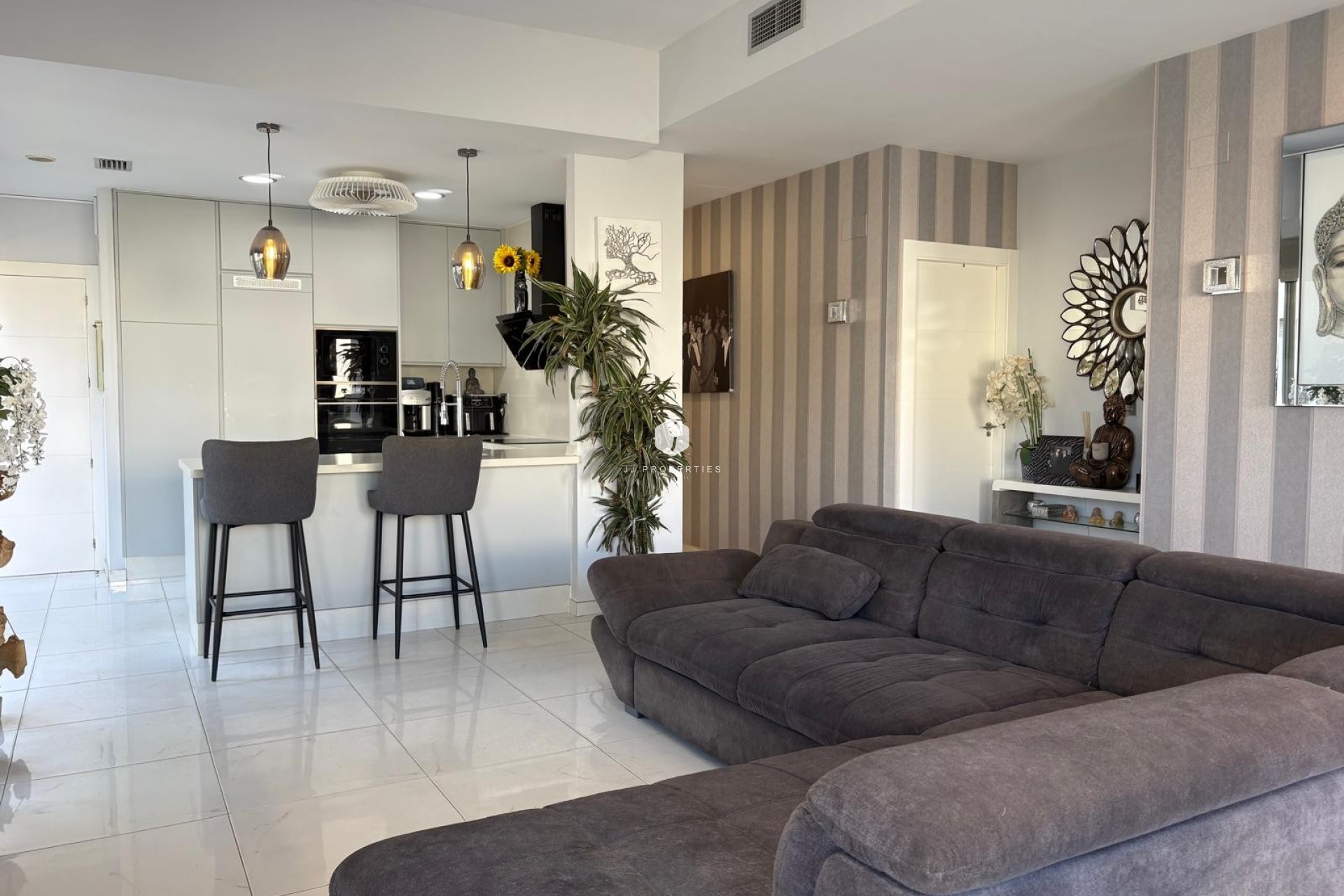 D'occasion - Villa -
Orihuela Costa - Costa Blanca