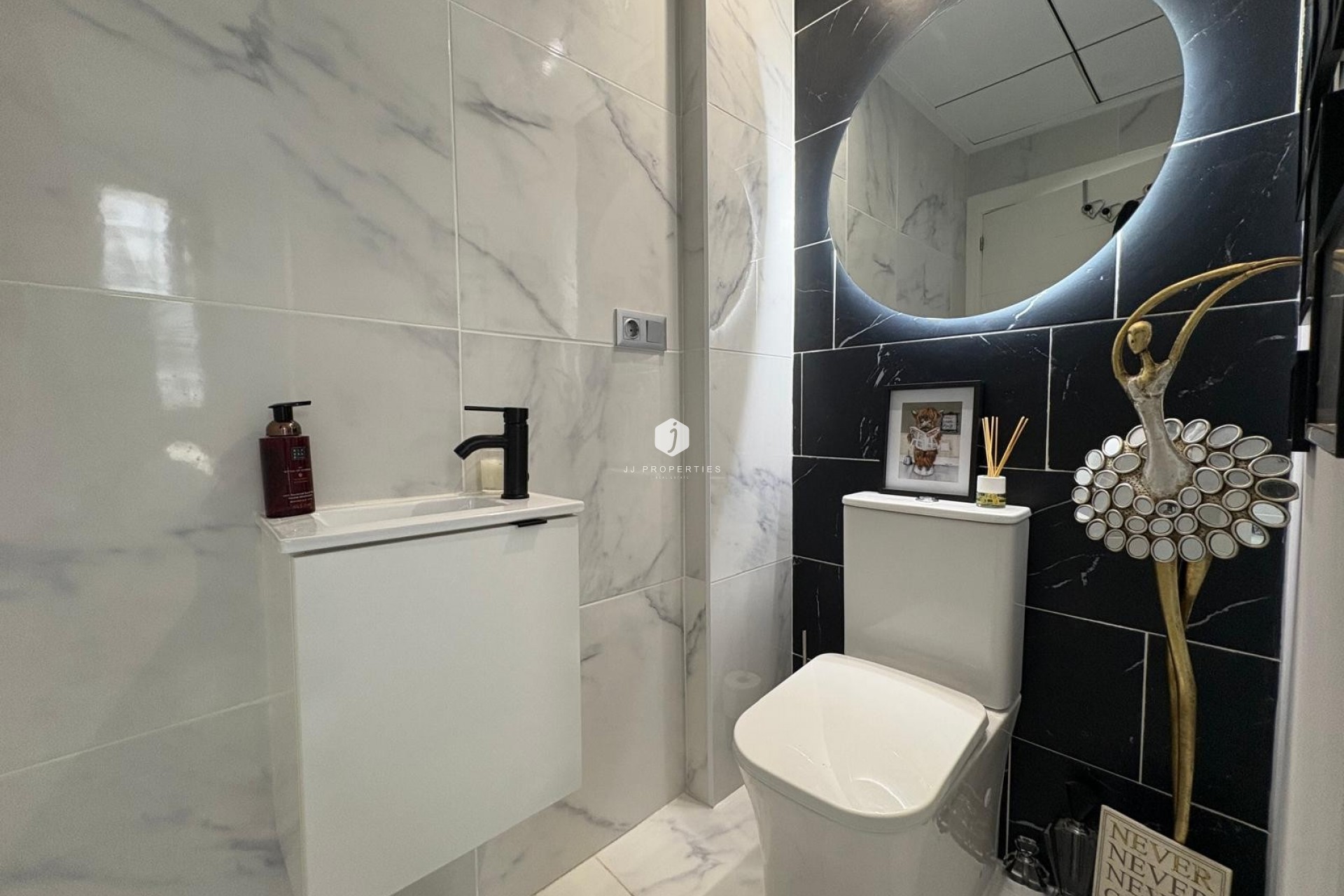 D'occasion - Villa -
Orihuela Costa - Costa Blanca