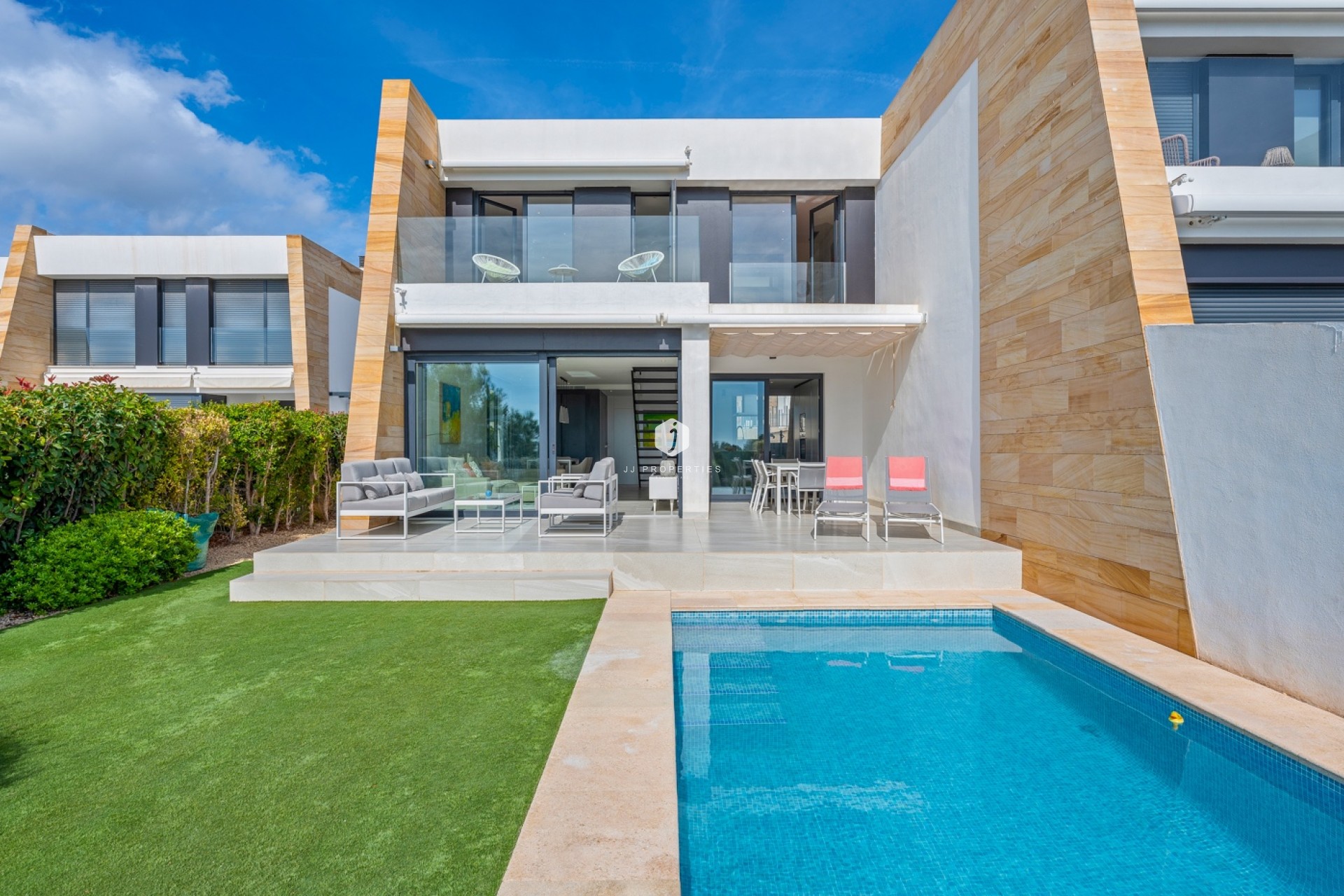 D'occasion - Villa -
Orihuela Costa - Costa Blanca