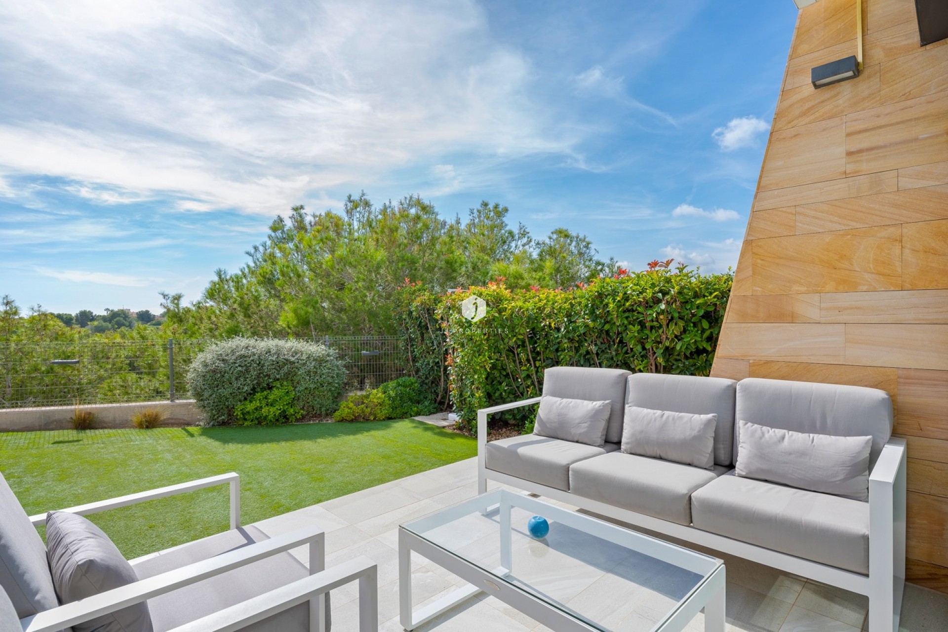 D'occasion - Villa -
Orihuela Costa - Costa Blanca