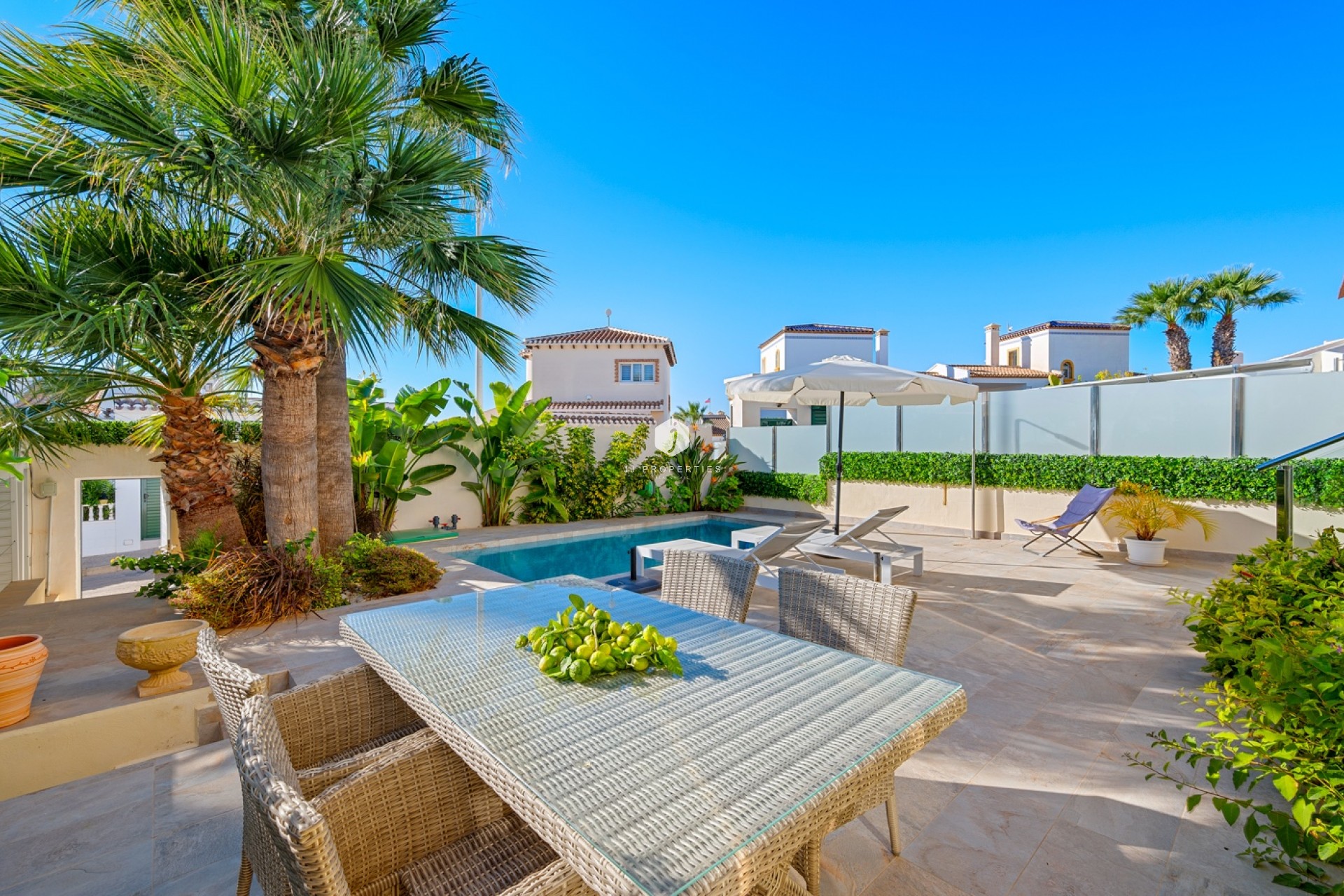 D'occasion - Villa -
Orihuela Costa - Costa Blanca