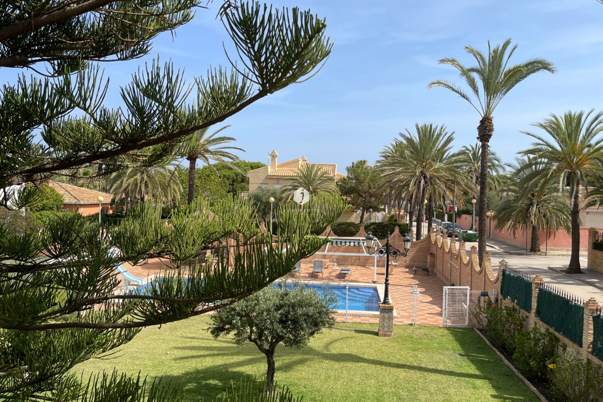 D'occasion - Villa -
Orihuela Costa - Costa Blanca