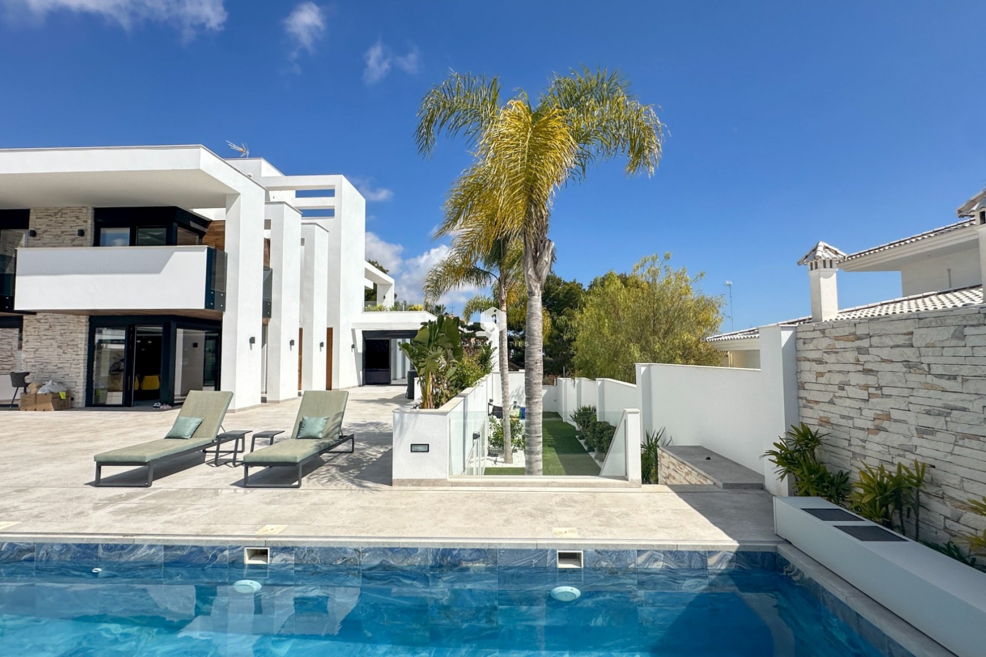 D'occasion - Villa -
Orihuela Costa - Costa Blanca