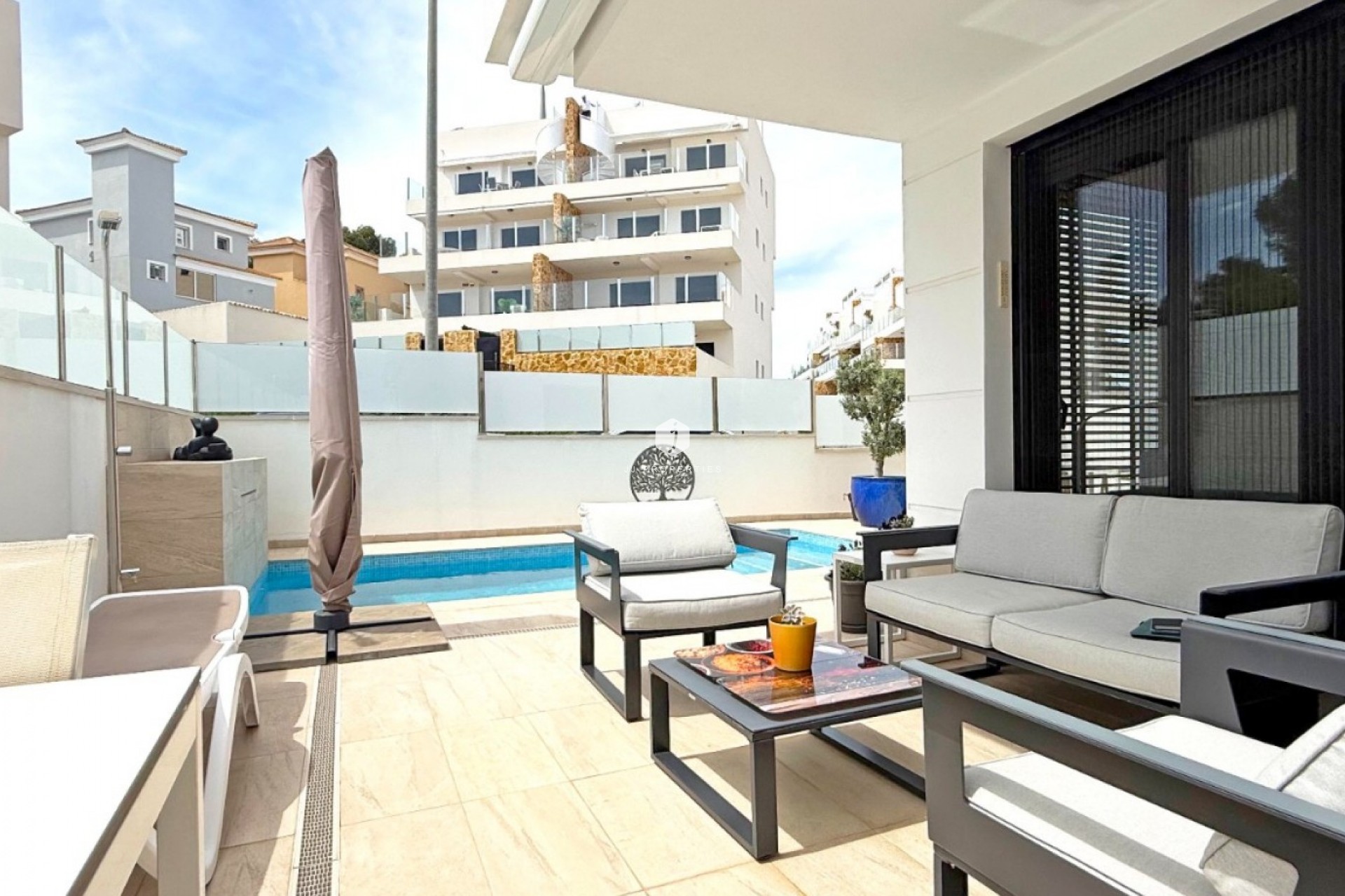 D'occasion - Villa -
Orihuela Costa - Costa Blanca