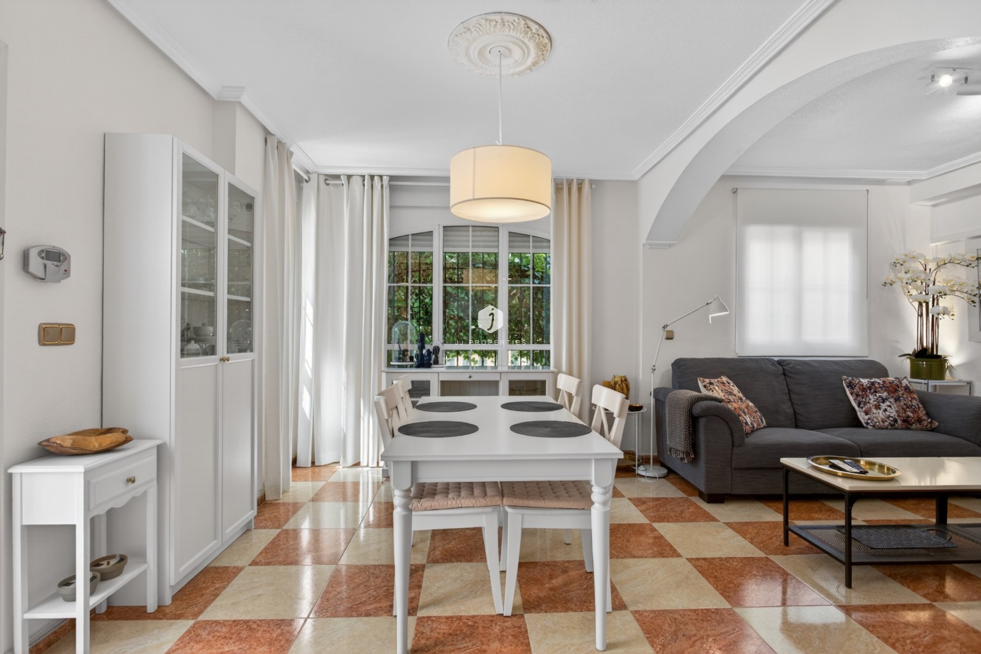 D'occasion - Villa -
Orihuela Costa - Costa Blanca