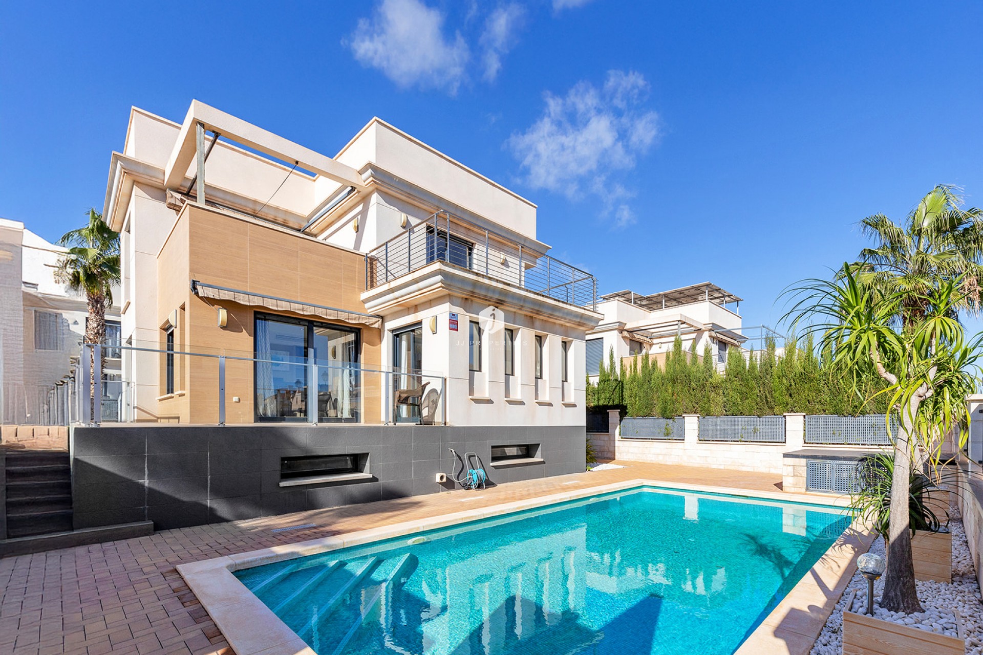 D'occasion - Villa -
Orihuela Costa - Costa Blanca