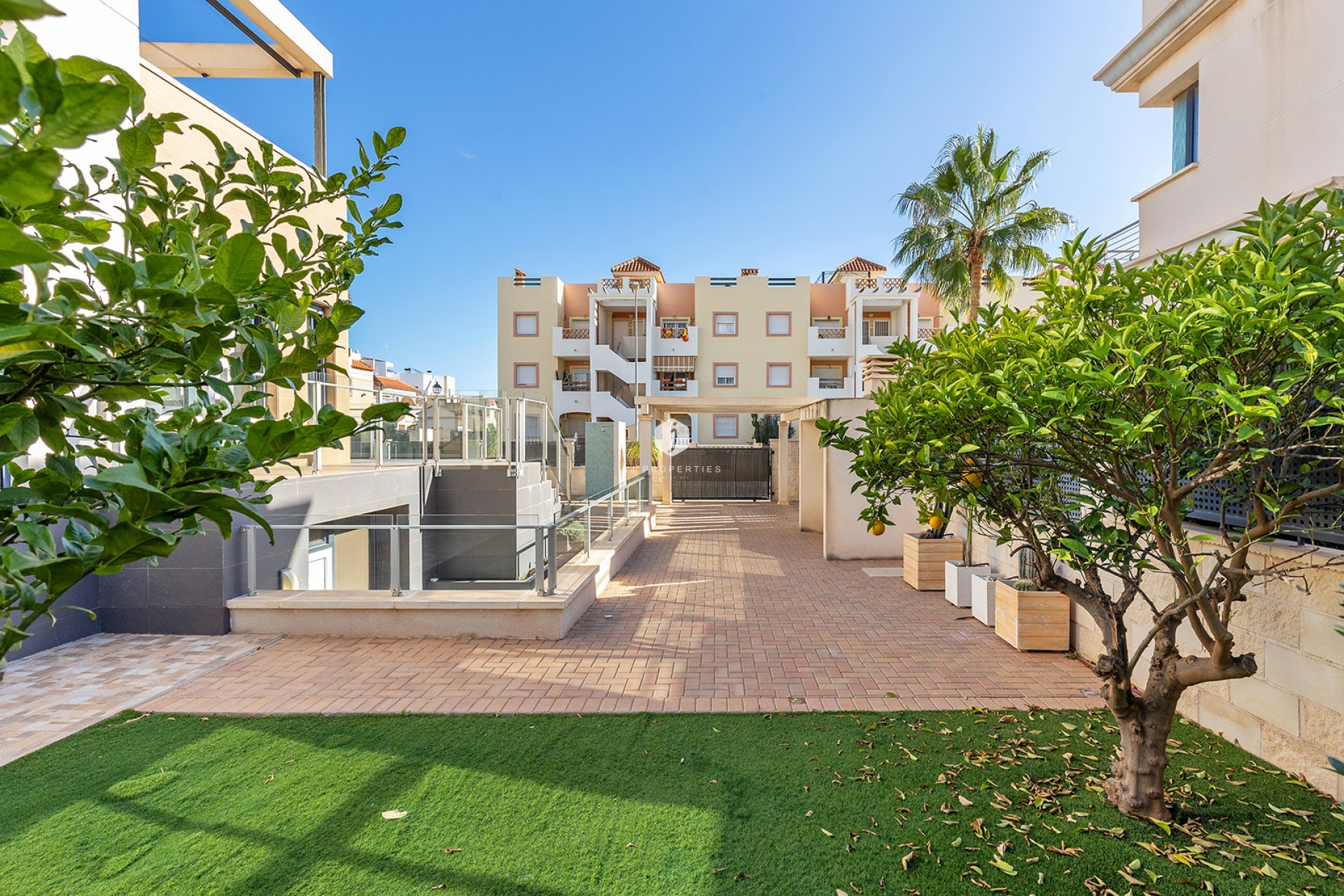 D'occasion - Villa -
Orihuela Costa - Costa Blanca