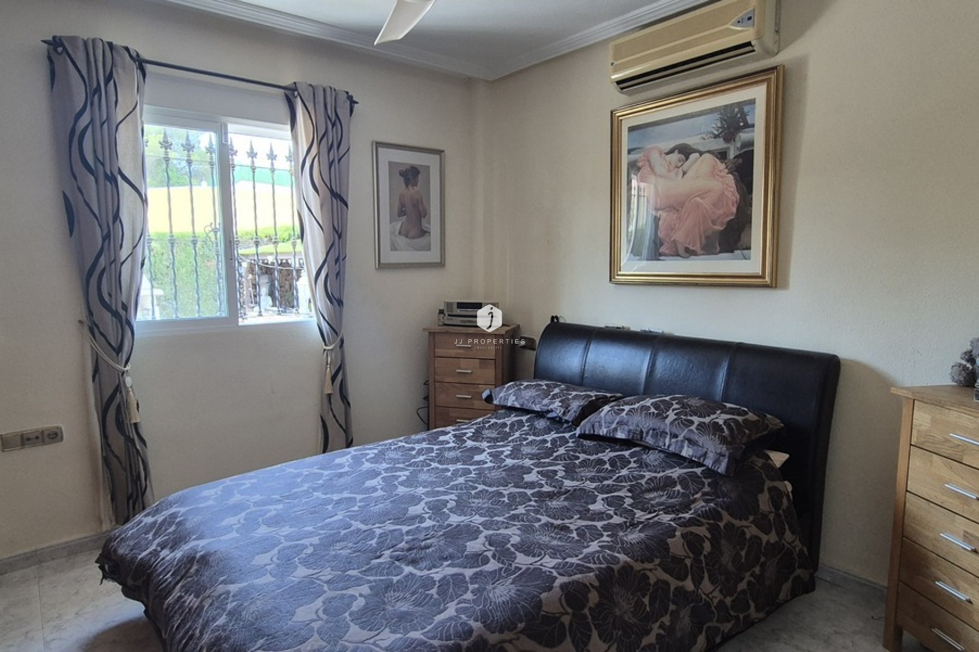 D'occasion - Villa -
Orihuela Costa - Costa Blanca