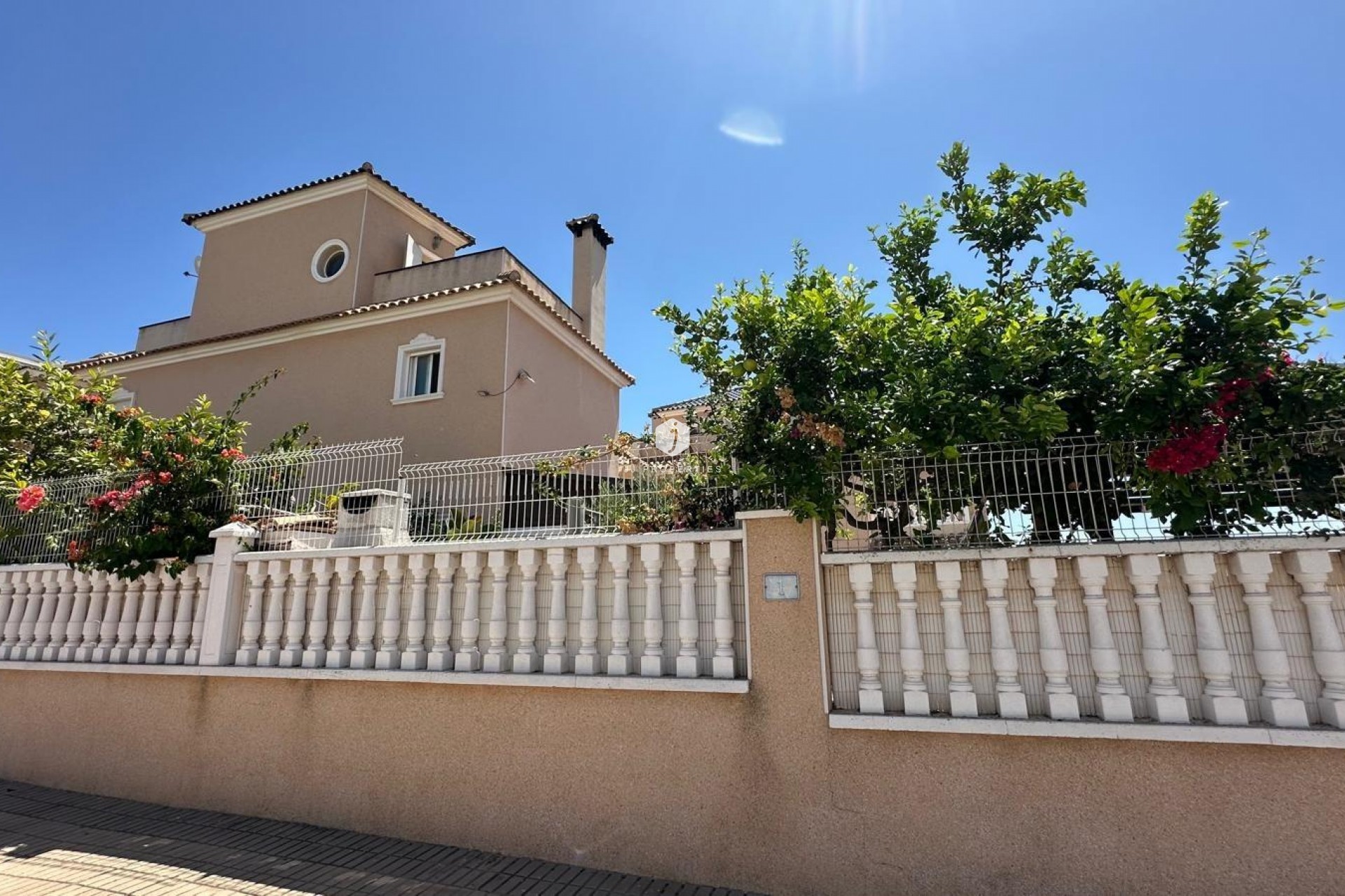 D'occasion - Villa -
Orihuela Costa - La Regia