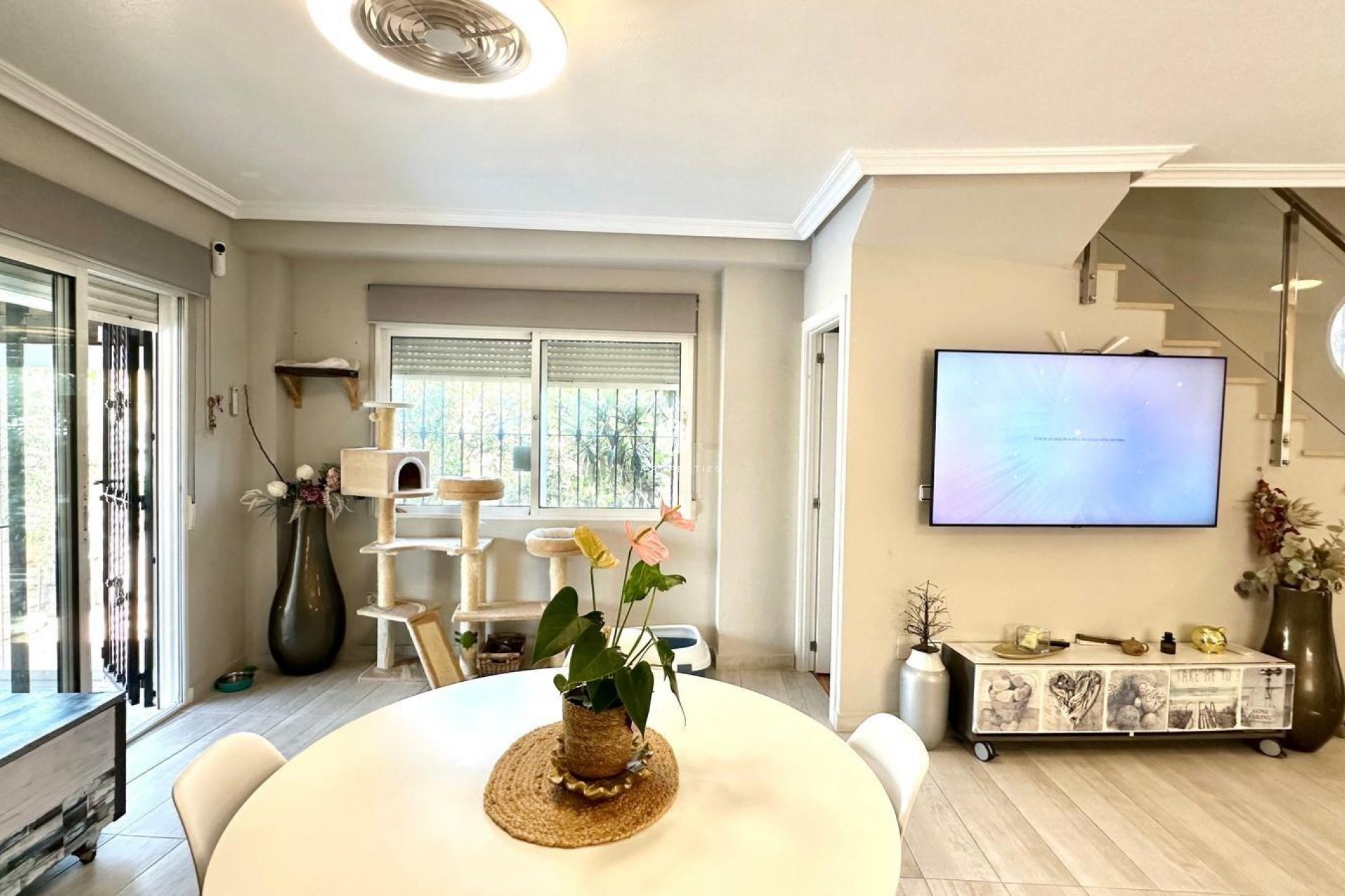 D'occasion - Villa -
Orihuela Costa - La Regia