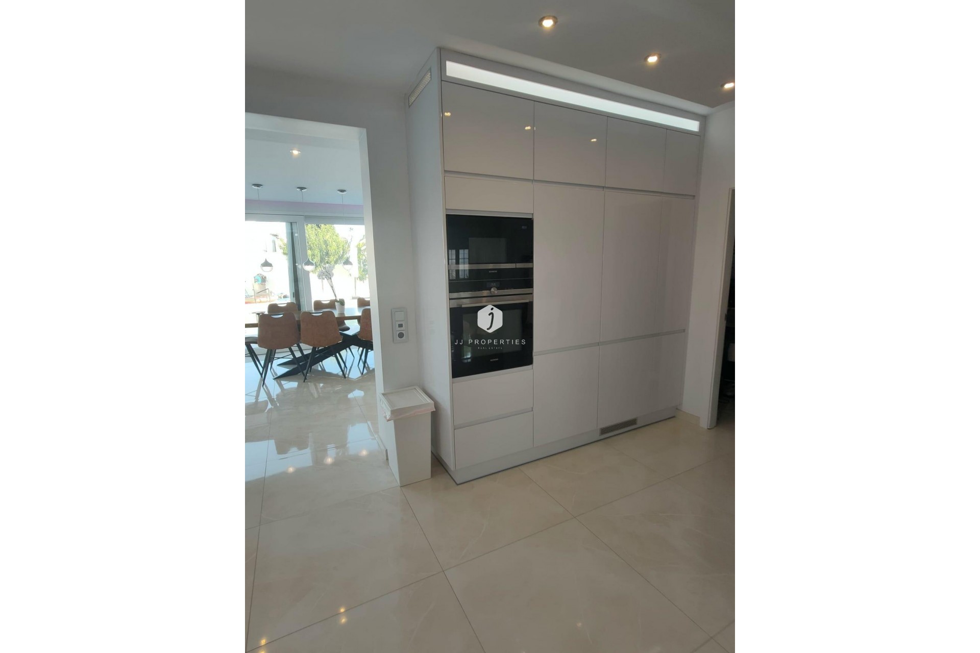 D'occasion - Villa -
Orihuela Costa - La Zenia