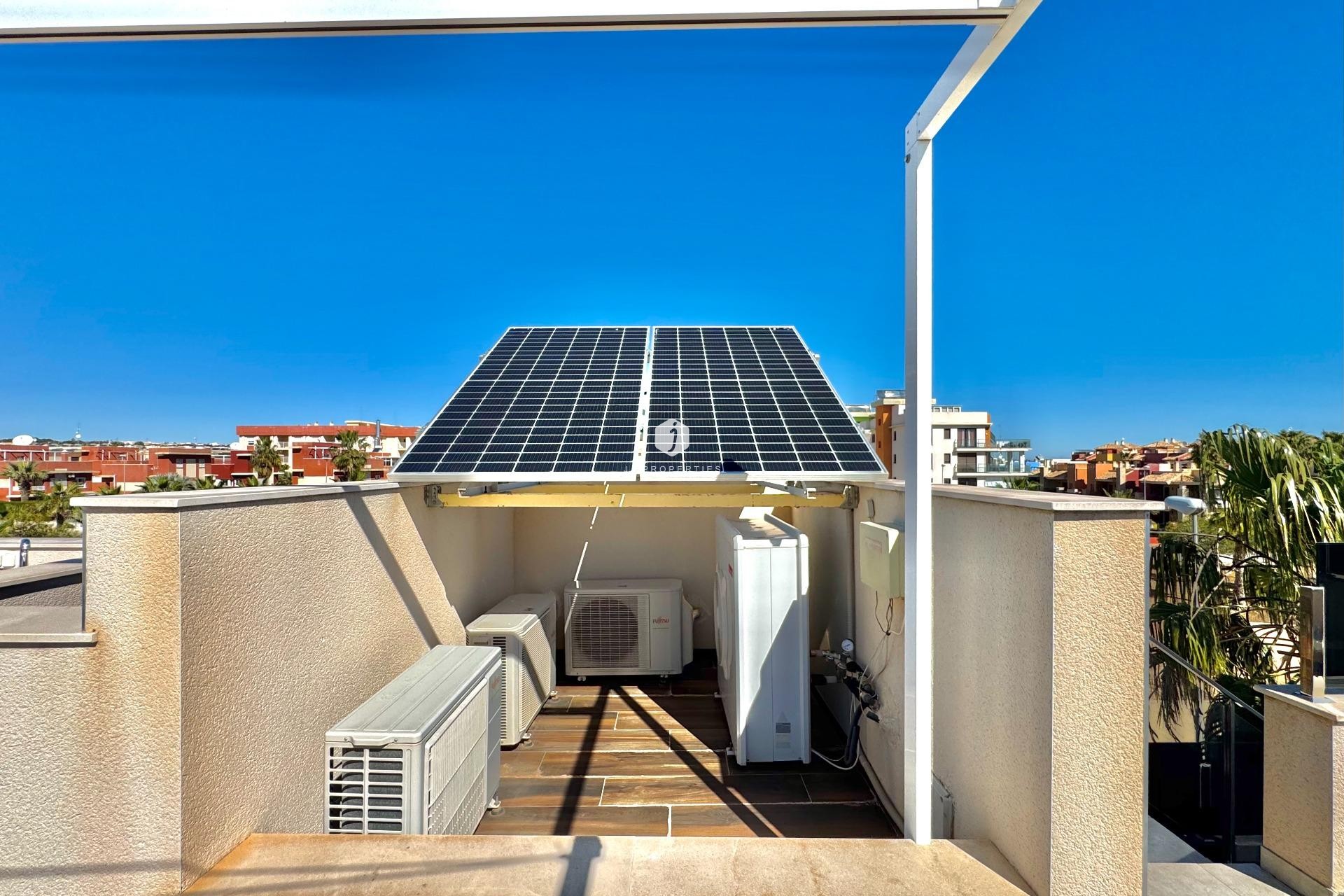 D'occasion - Villa -
Orihuela Costa - Lomas de Cabo Roig