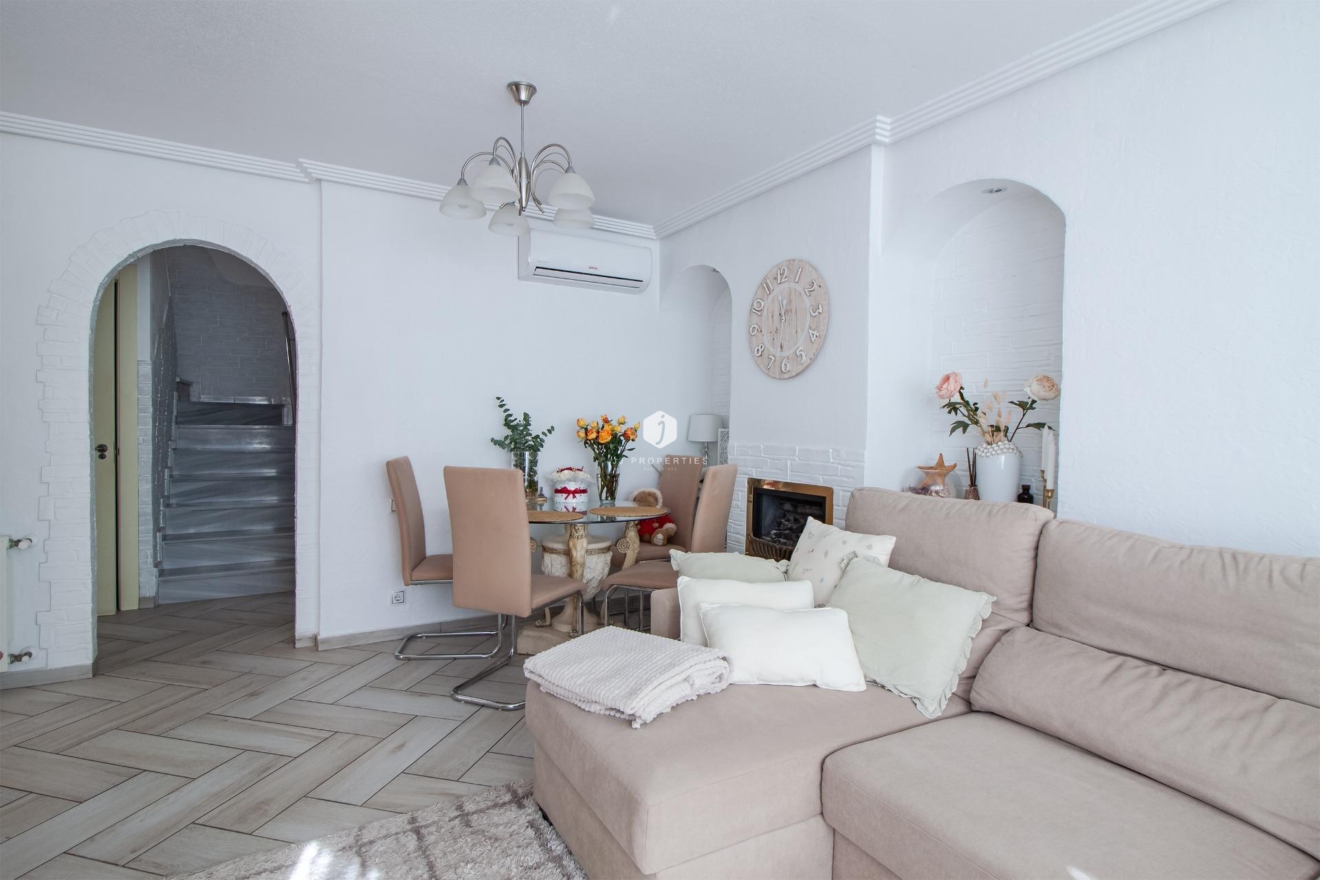 D'occasion - Villa -
Orihuela Costa - Los Almendros-la Florida